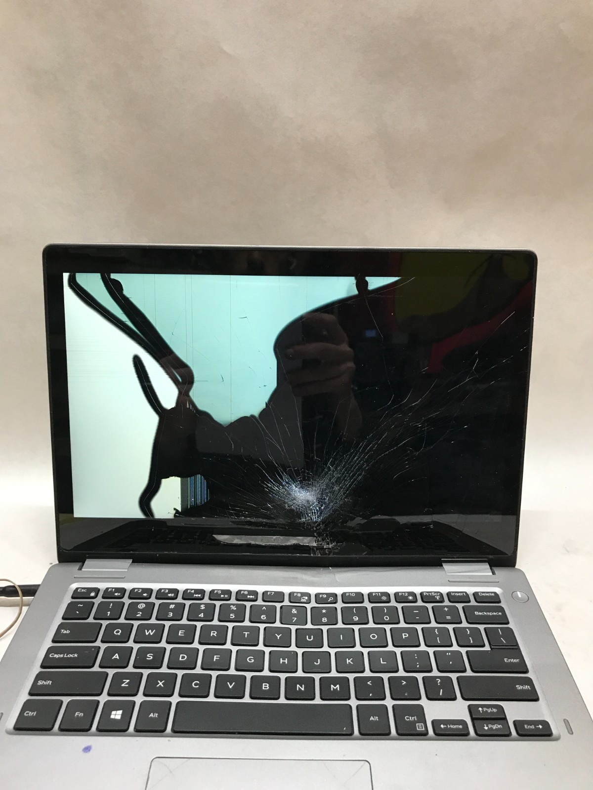 Dell Latitude 3310 2in1 13″ Intel Core i3 NO RAM NO SSD/OS For Parts READ – DW