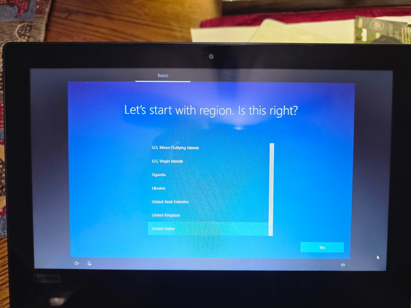 Lenovo Flex 6-11IGM Celeron N4000 1.10GHz 4GB RAM 11.6″ HD Touchscreen Laptop