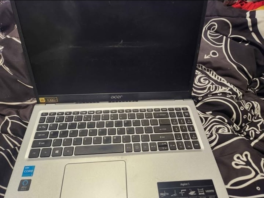 Acer Aspire5 Laptop 15.6-inch (USED ONCE)