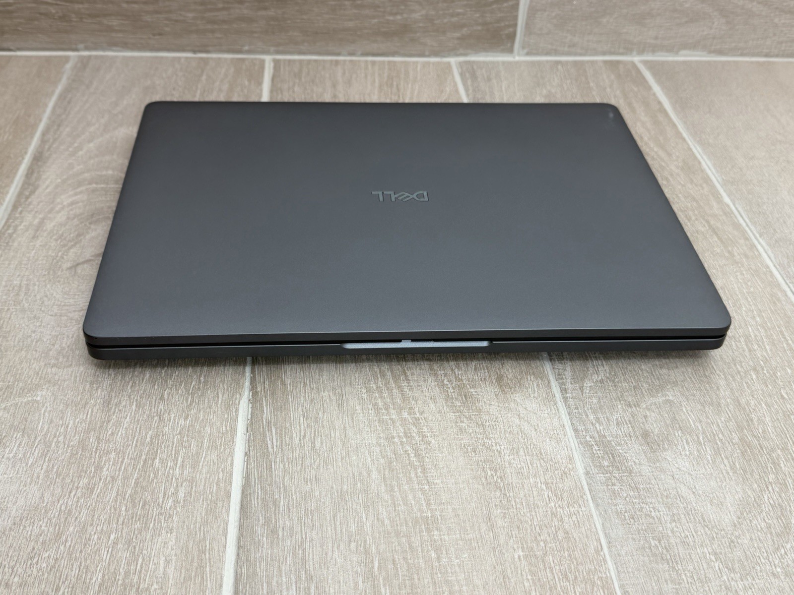 Dell Pro Max 14 MC14250 14″ WUGA Core Ultra 5 235H 16GB RAM 512GB NVMe SSD