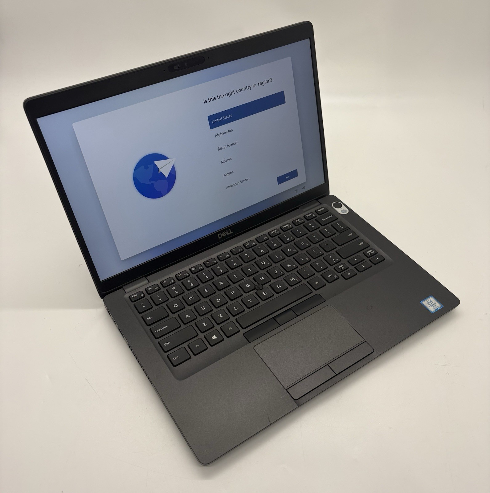 Dell Latitude 5401 14″ Laptop i7-9850H 2.6GHz 16GB RAM 256GB SSD Windows 11 Pro