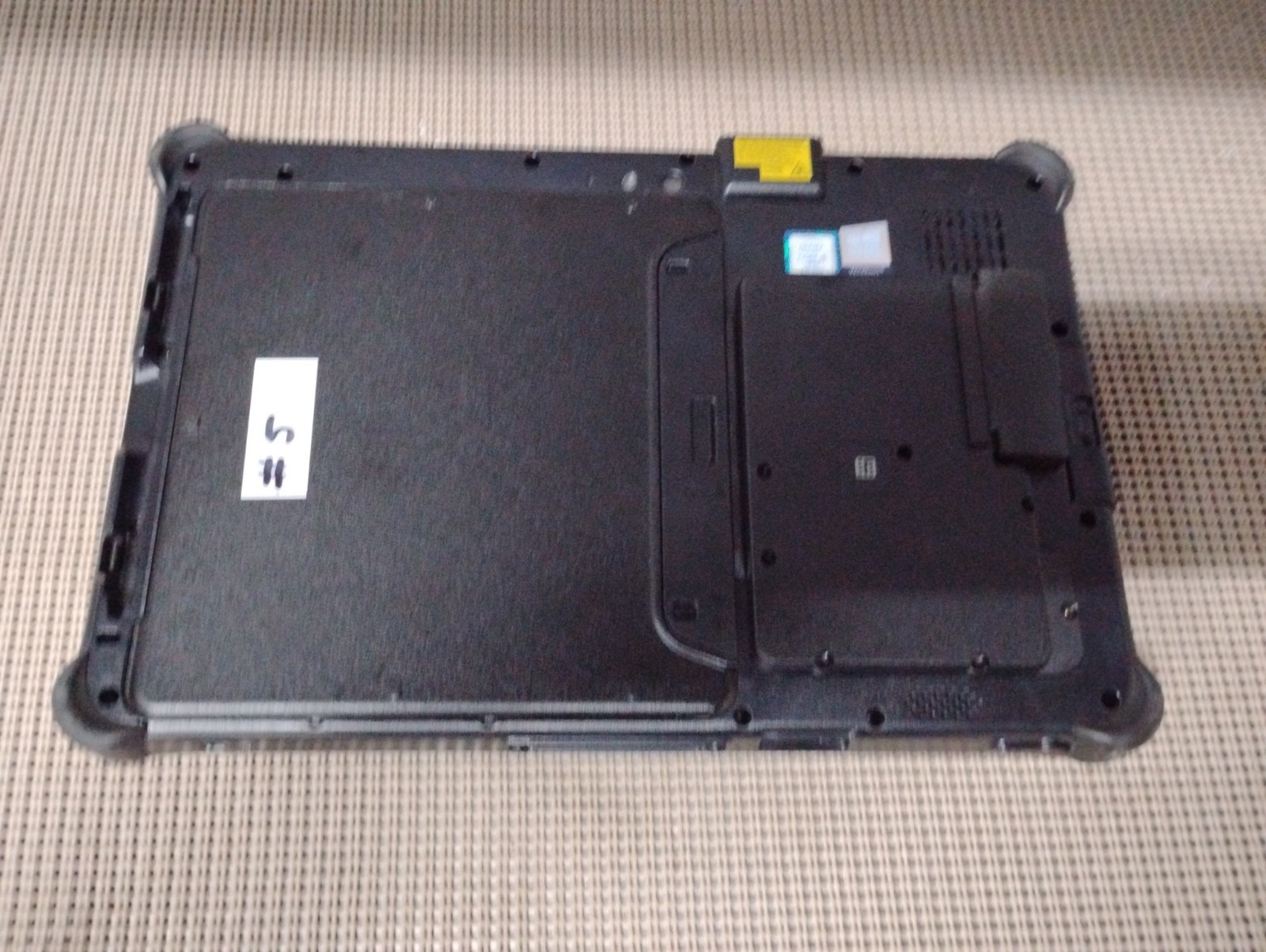 GETAC F110 INTEL CORE I5 7TH GEN 8GB RAM NO HD/BATTERY OR POWER CORD PARTS ONLY