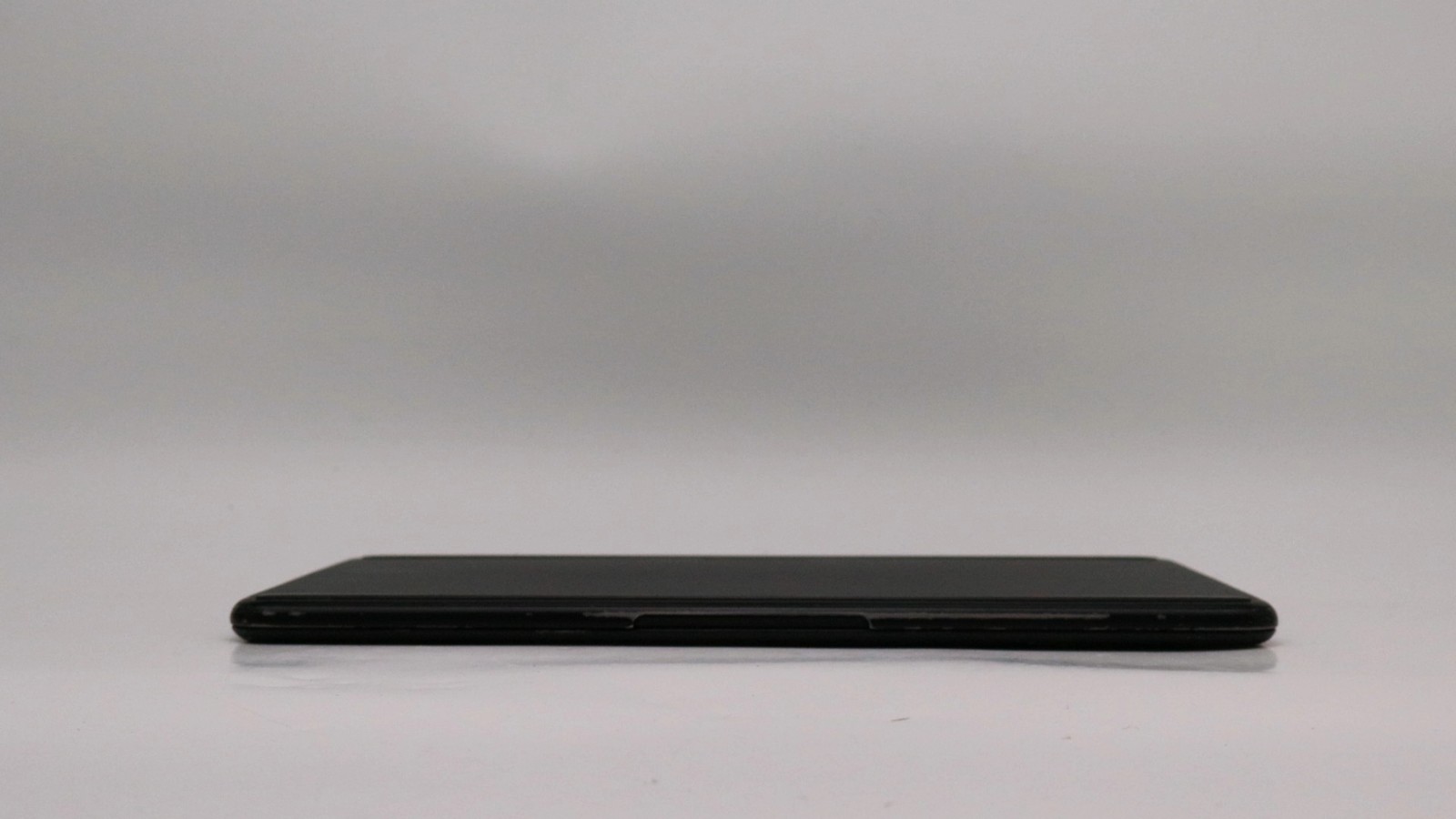 Google Pixelbook Go 13″ i5-8200y 8GB 128GB – Fair READ DESC