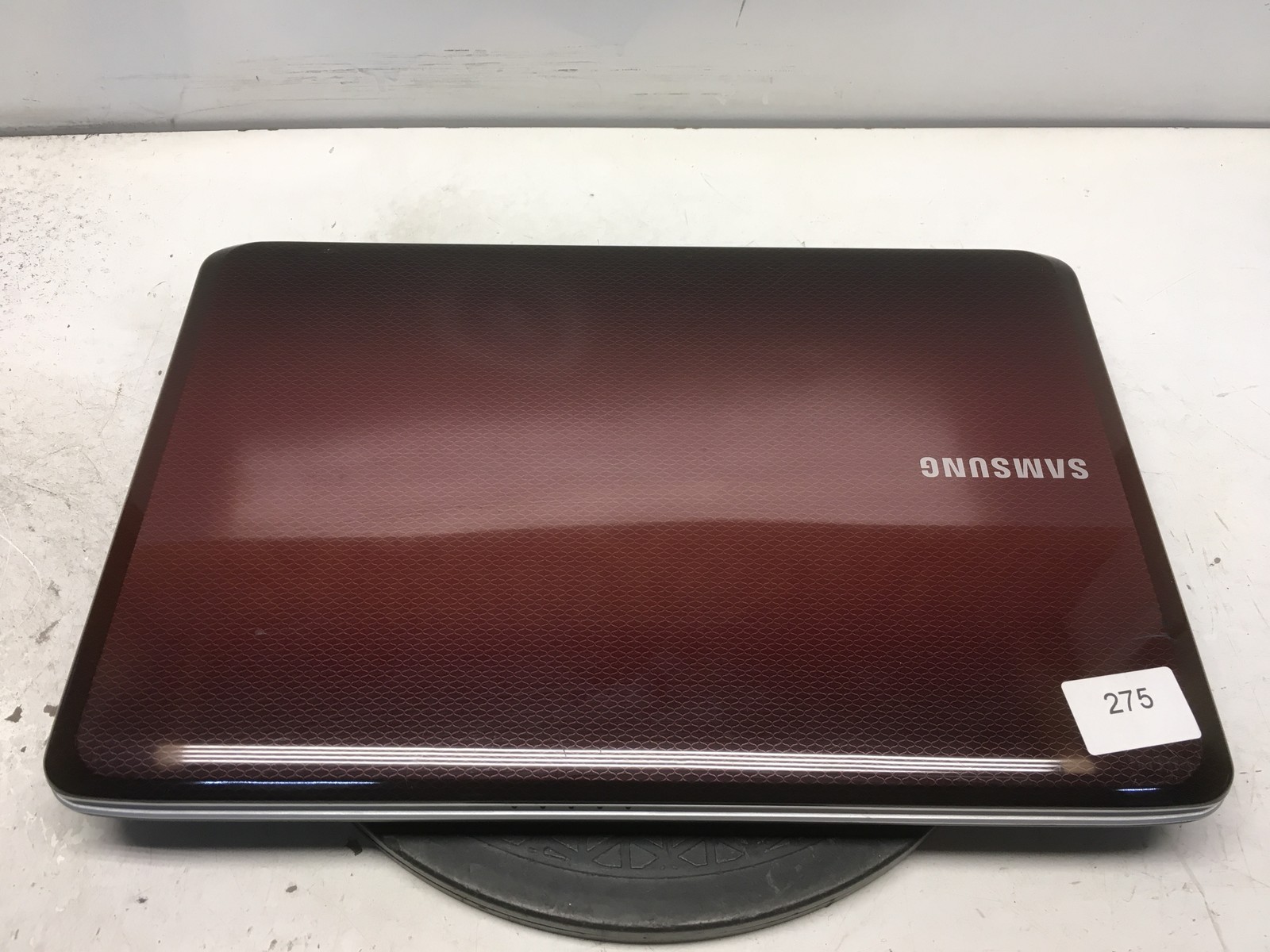 Samsung NP-R530-JA04US Intel Pentium Dual-Core T4400 2.2GHz 4 GB NO HDD No Batt