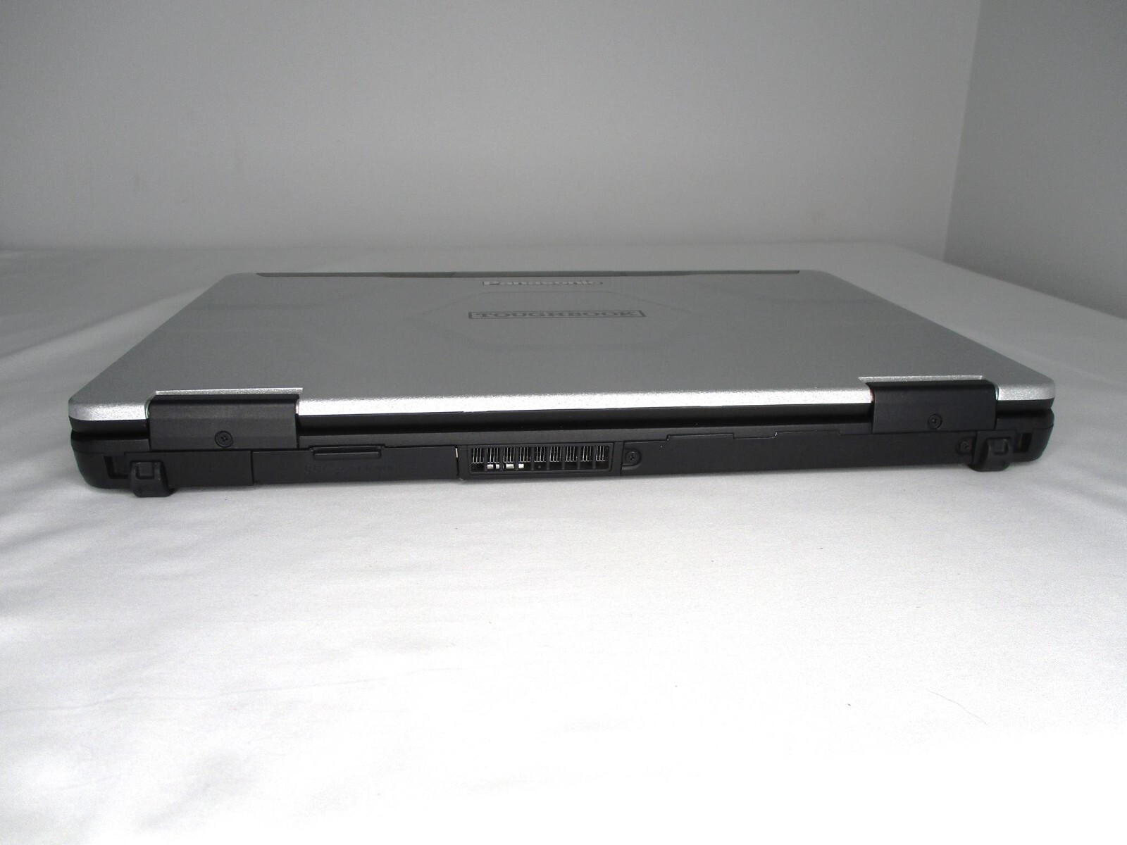 Panasonic Toughbook CF-54 14″ HD i5-5300U 2.3Ghz 8GB 128GB SSD Wi-Fi – LOW HOURS