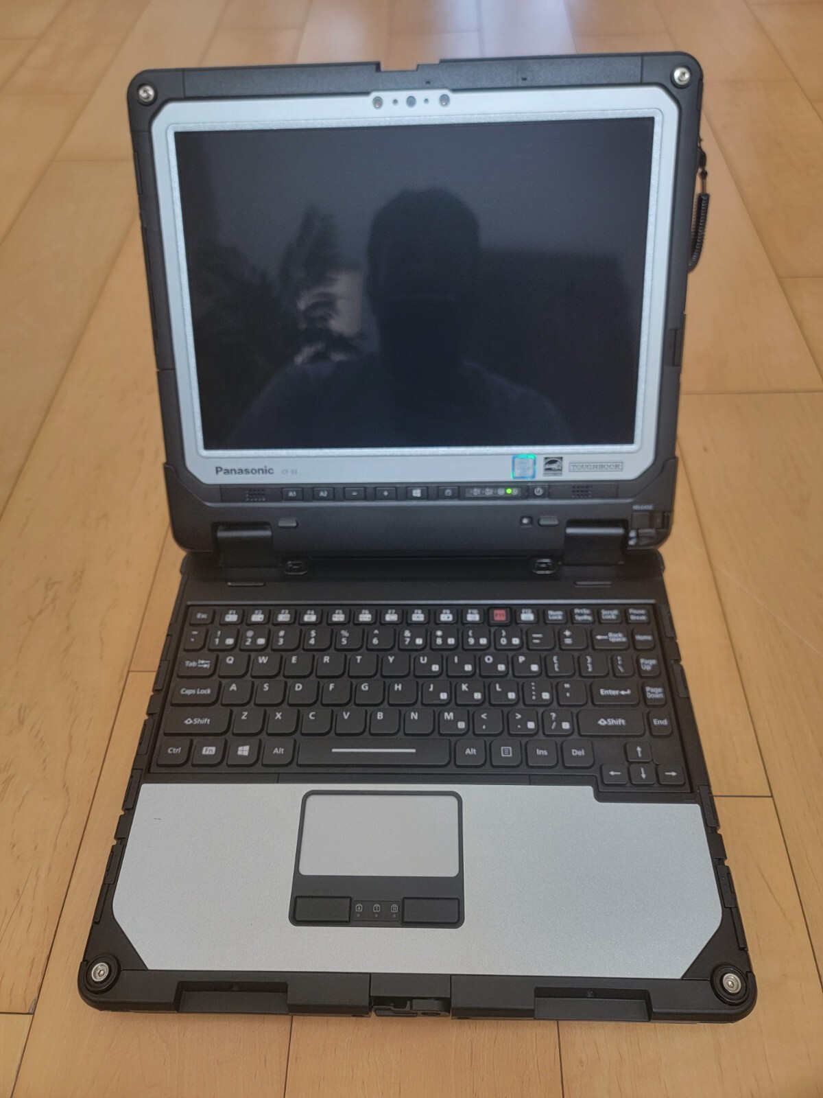 Panasonic Toughbook CF-33 12″ i5-7300U 16GB 1TB SSD W10 Pro Touch 2-in-1 LTE