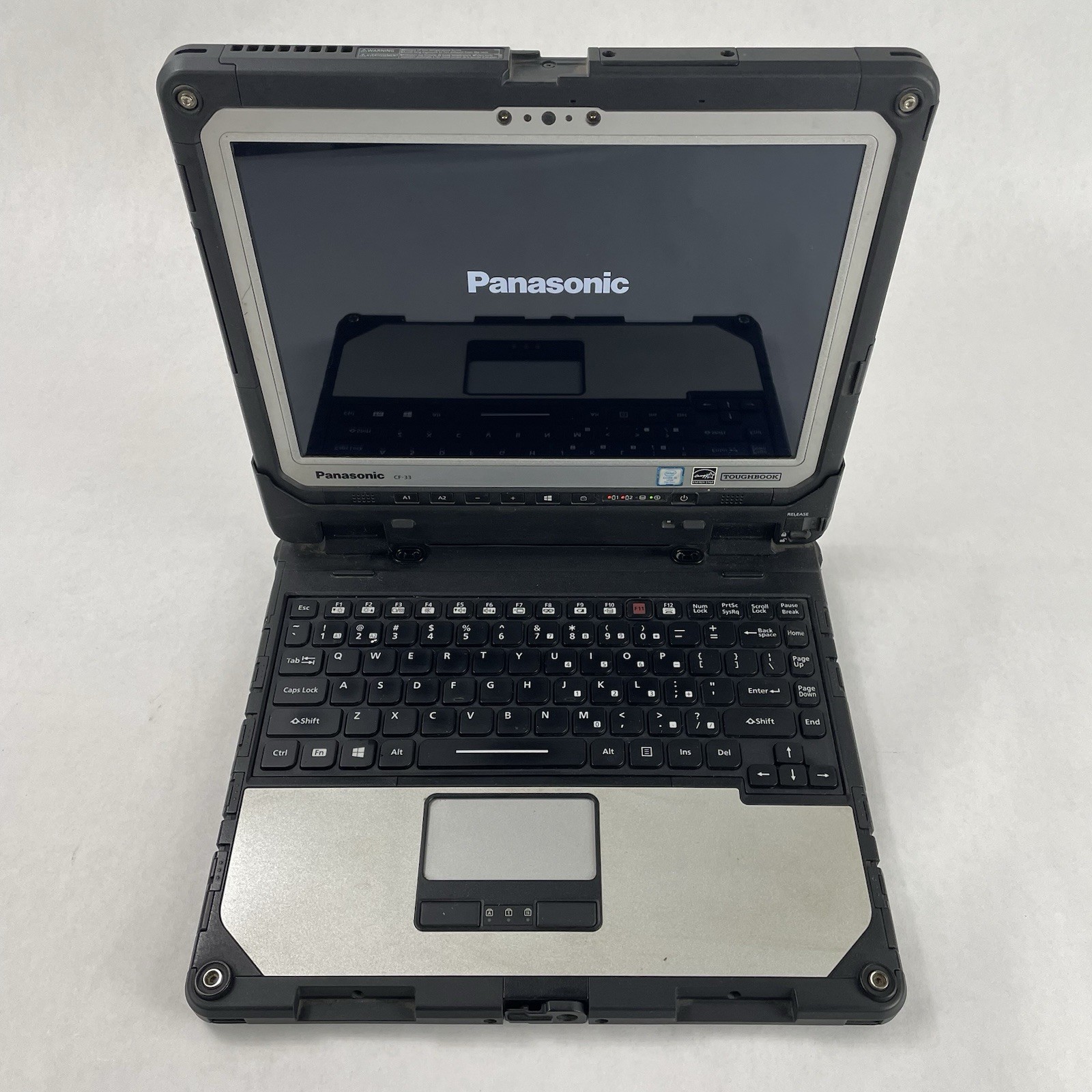 Panasonic CF-33 12″ i5-7300U 2.60 GHz 8 GB RAM No SSD/OS/AC – READ