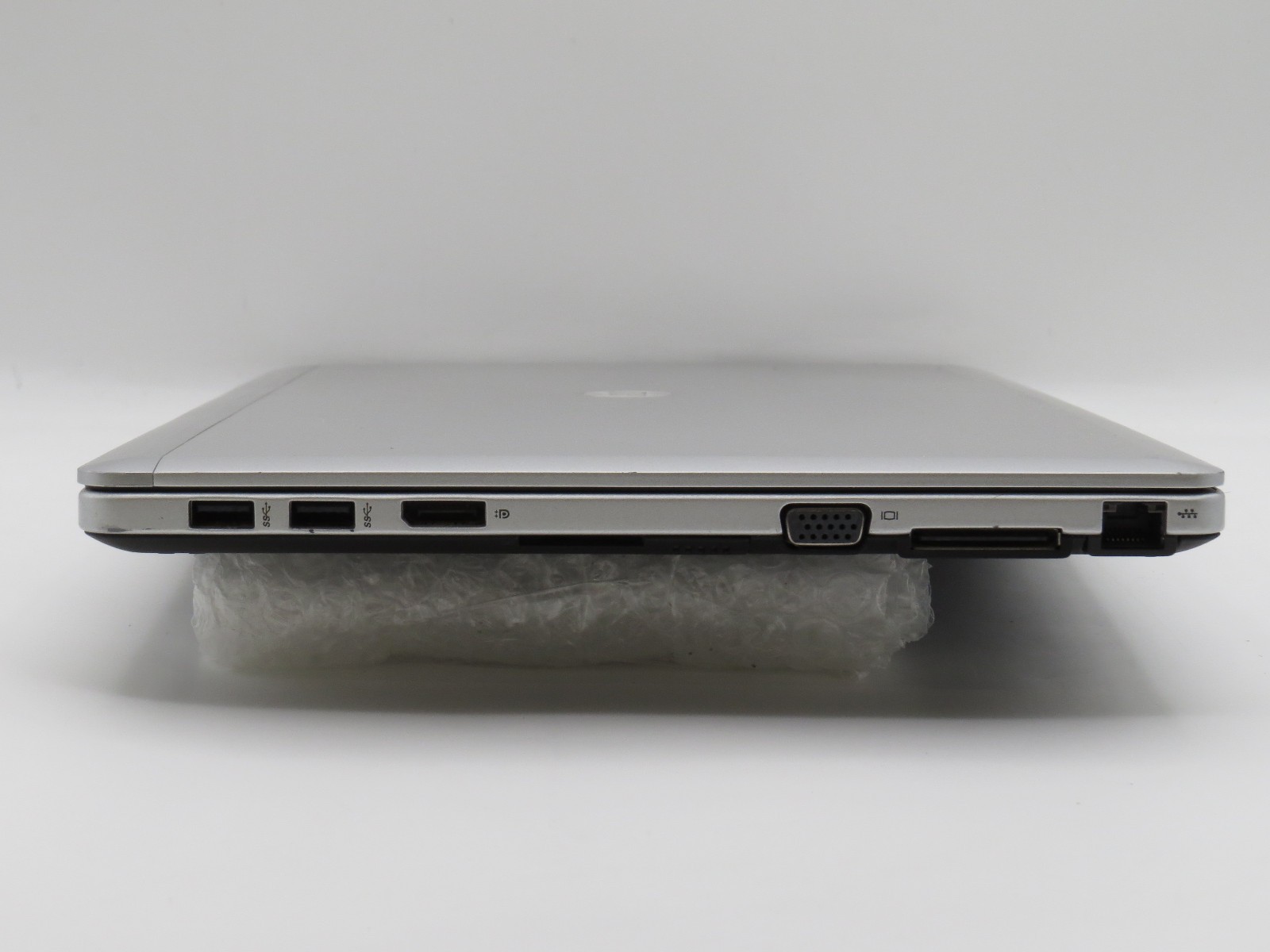 HP EliteBook Folio 9480m i5-4310U @ 2GHz 8GB DDR3 119GB m2 14″ No OS