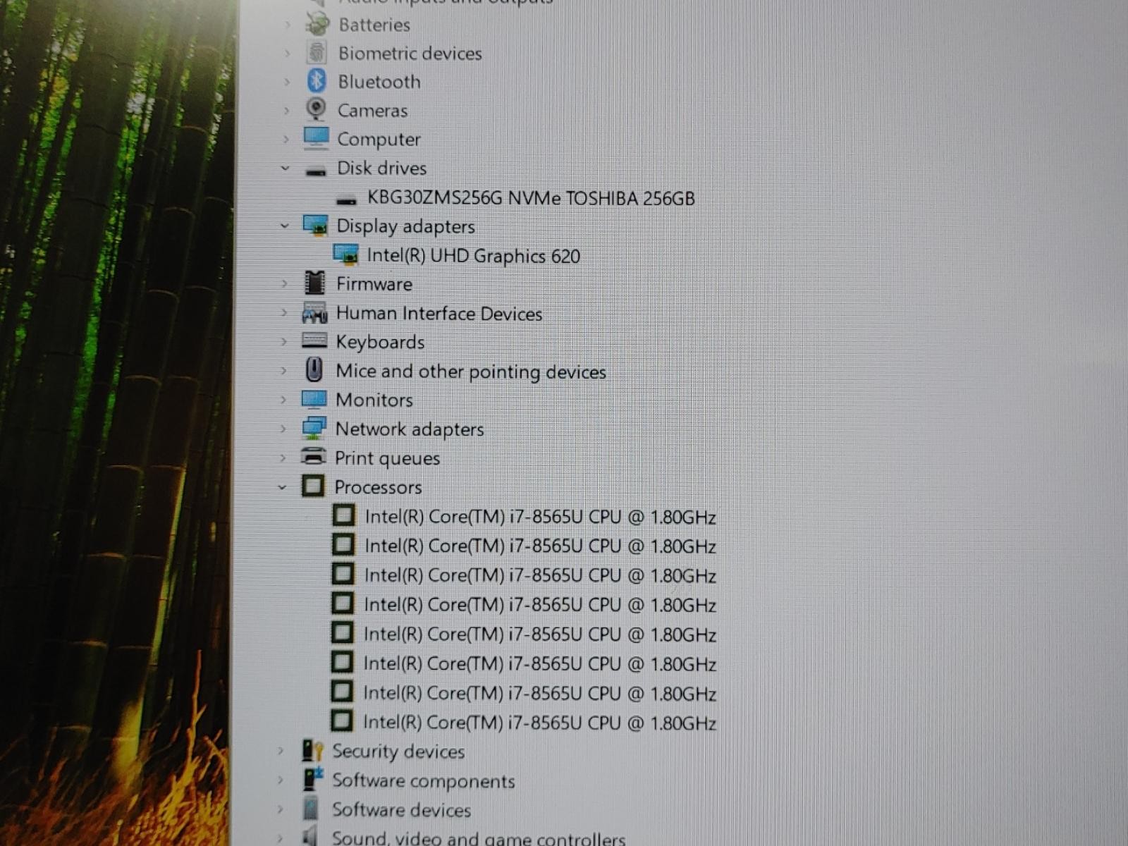 Dell Inspiron 15 5584 15.6″ Intel i7-8565U 8GB 256GB NVMe SSD Win11Home *NO A/C*