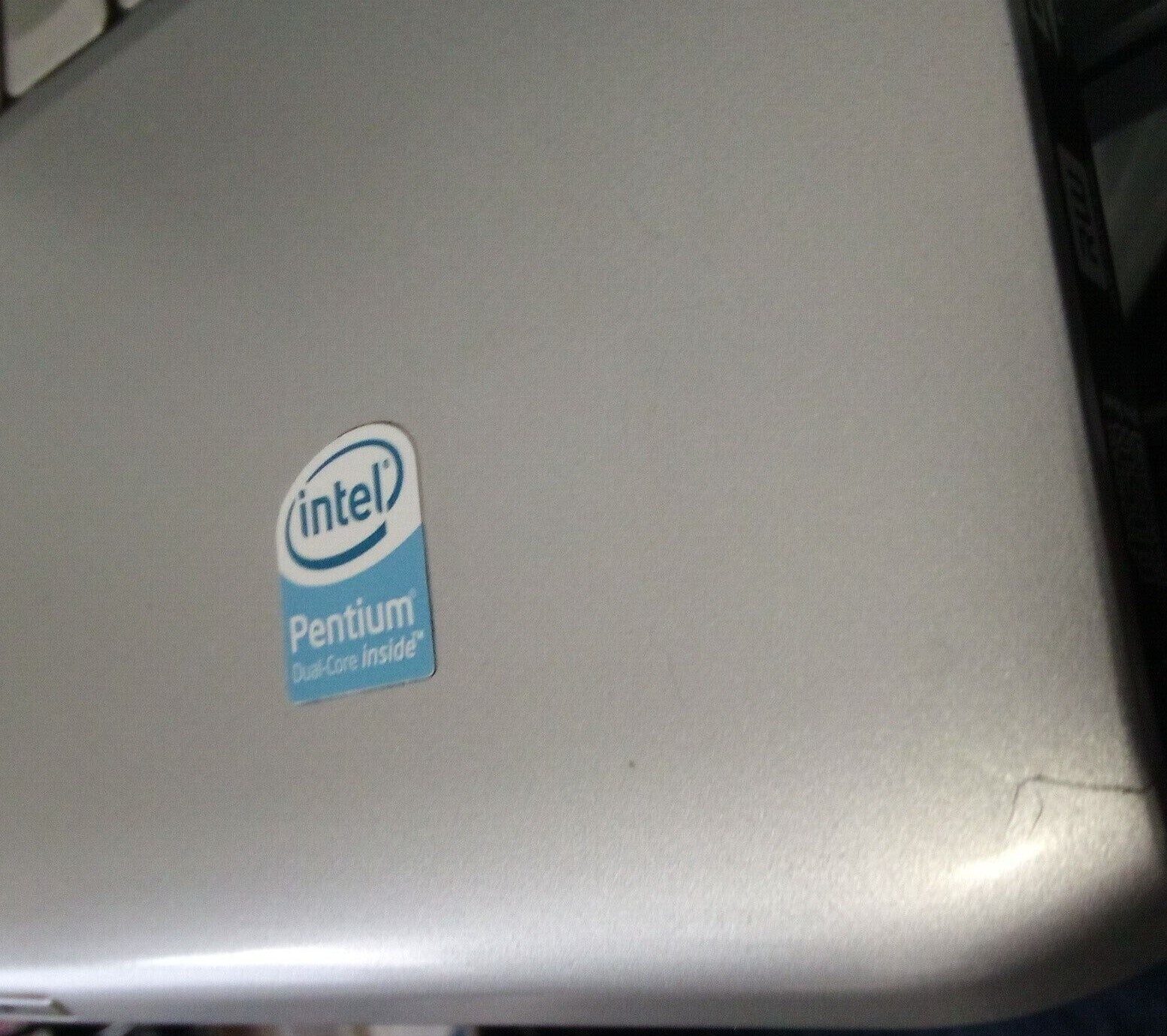 DELL INSPIRON 1520 LAPTOP, INTEL CORE 2 DUO CPU T7250 2 GHz, 2 GB RAM, 160GB HDD