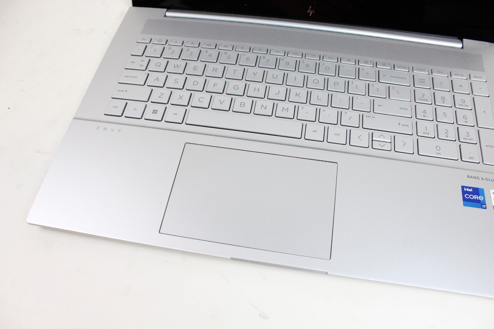 AS IS PARTS HP Envy 17-CR0013DX 17.3″ i7-1260P 8GB RAM NO HDD