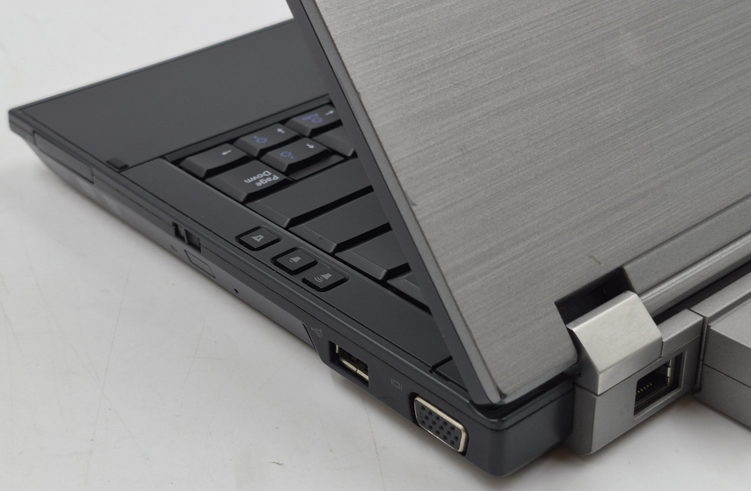 Dell Latitude E4310 i5-M520 2.40GHz 4GB RAM 500GB HDD No OS