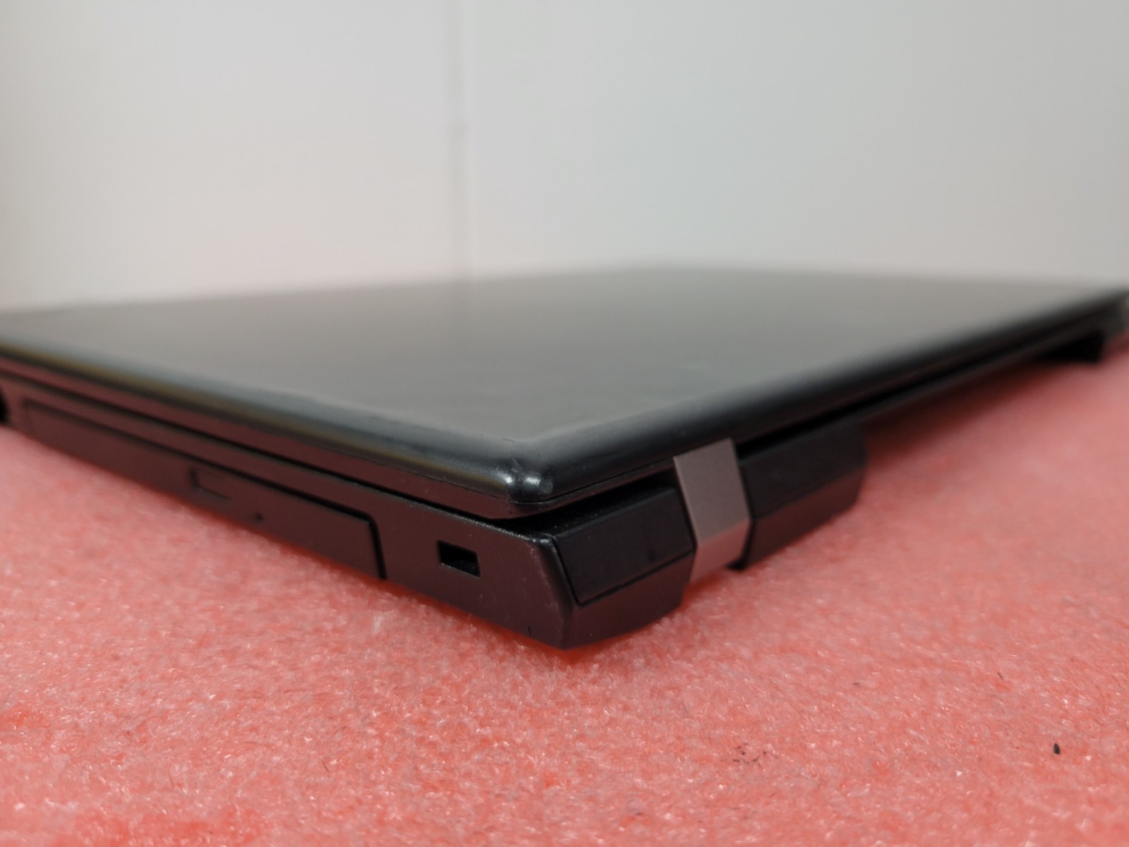 Lenovo ThinkPad E570 i5-7200U 4GB RAM *AS IS/No HDD/No OS/No Battery* | LP456