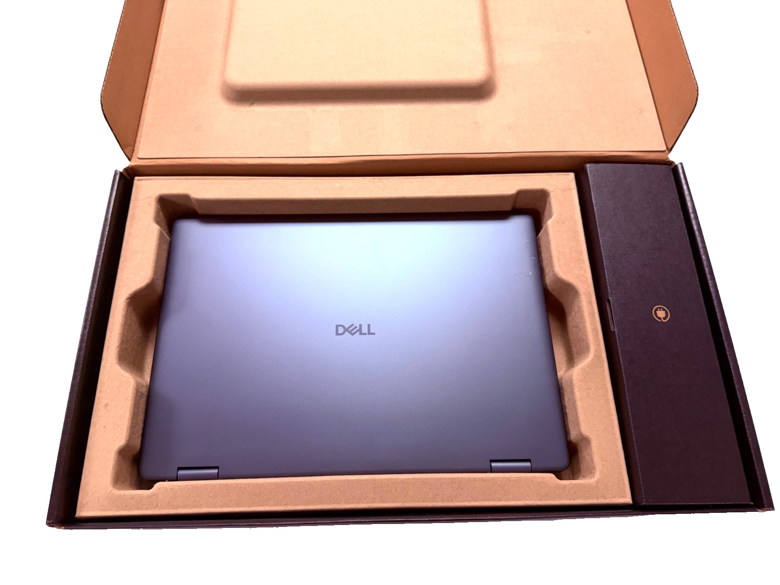 Dell 16 Plus 2-in-1 (DB06250) – Intel Core Ultra 9 288V – 32GB Ram – 1TB SSD