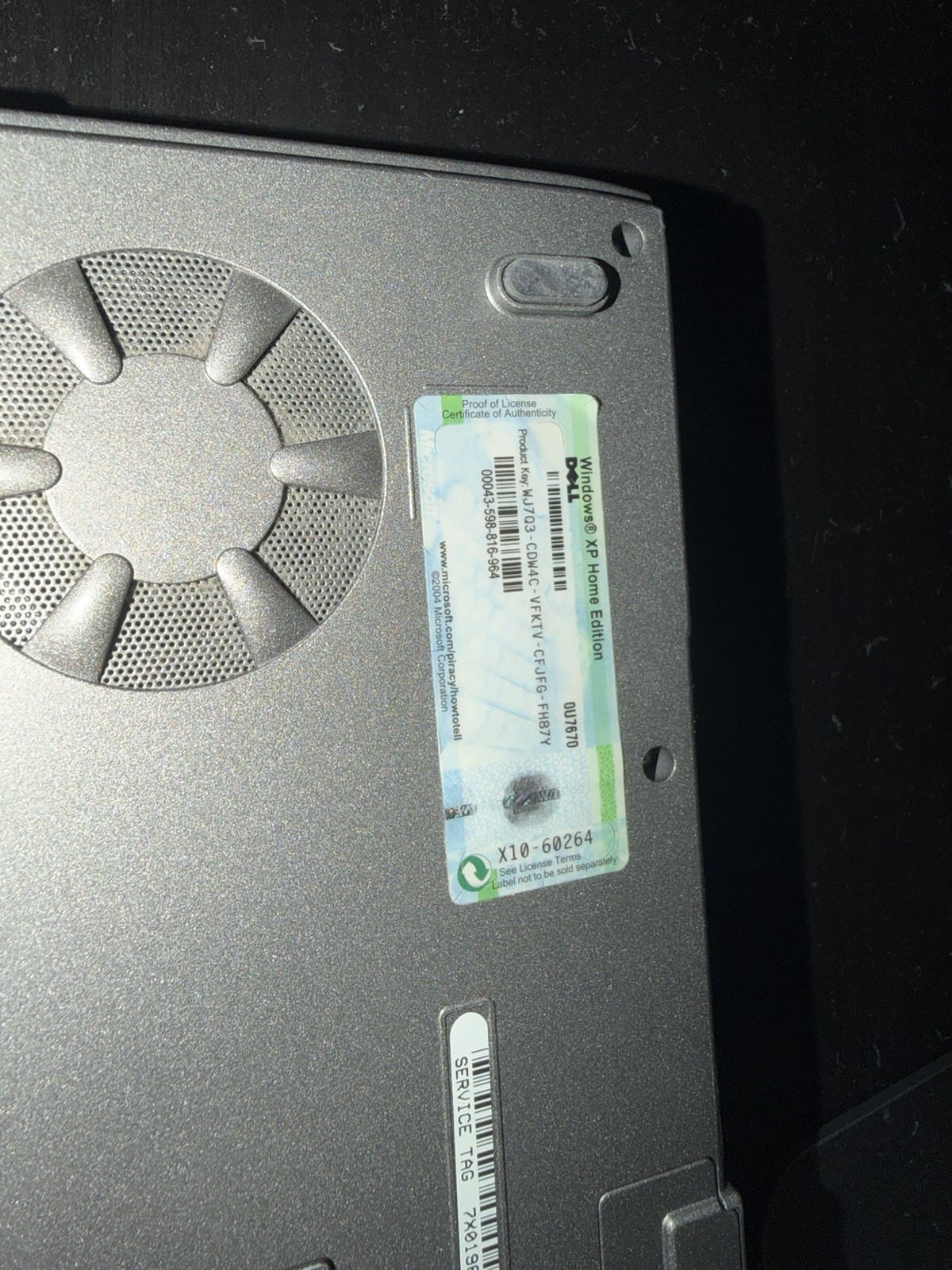 Dell Inspiron 1150 Laptop 14-inch, Intel Celeron 2.6GHz, 2GB RAM, No HDD