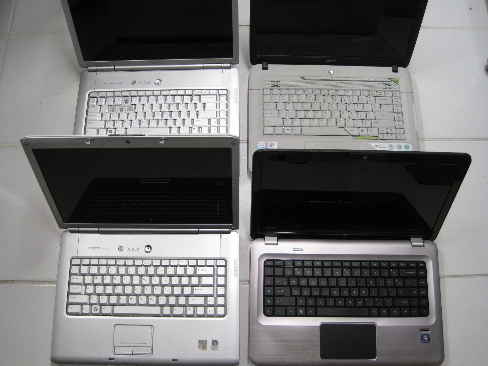 Lot of 4 Laptop- Dell Inspiron 1520 1521 HP Pavilion dv6-3025dx Acer Aspire 5315