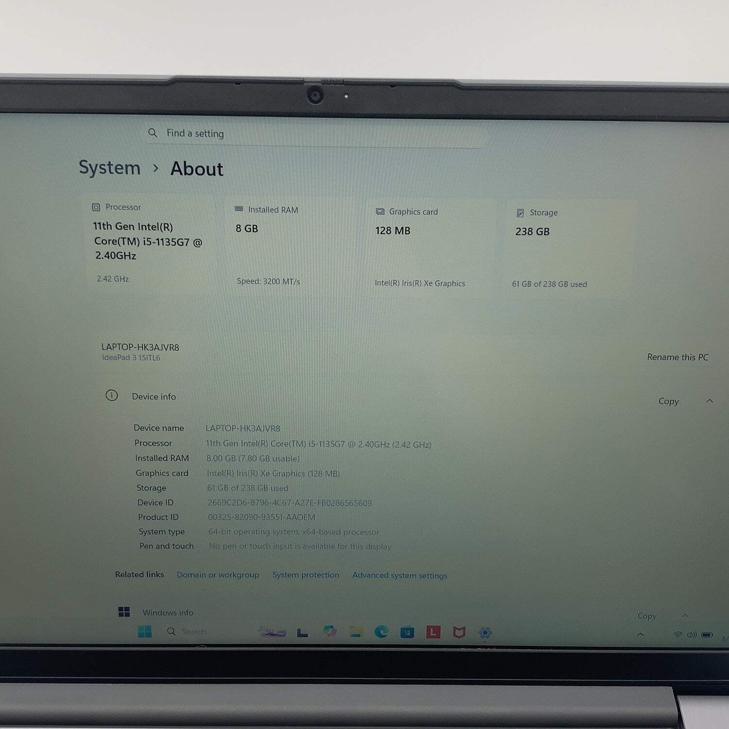 Lenovo IdeaPad 3 15ITL6 15.6″ i5-1135G7 2.4GHz 8GB RAM 256GB SSD
