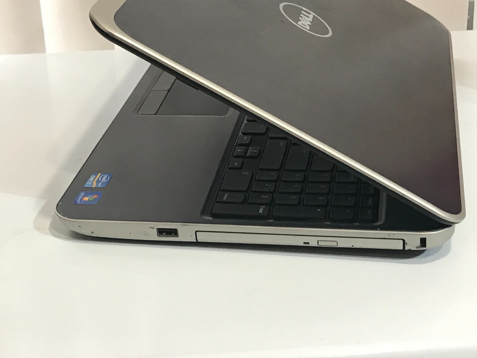 15.6″ Dell Inspiron 5521 | i7-3537U | 256G SSD | 8G | Win10Pro | Grade-C