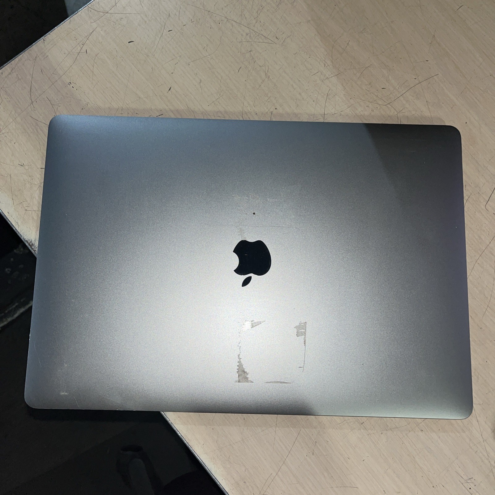 APPLE MACBOOK PRO 16″ 2019 CORE I7-9750H 2.6GHZ 16GB RAM 256SSD