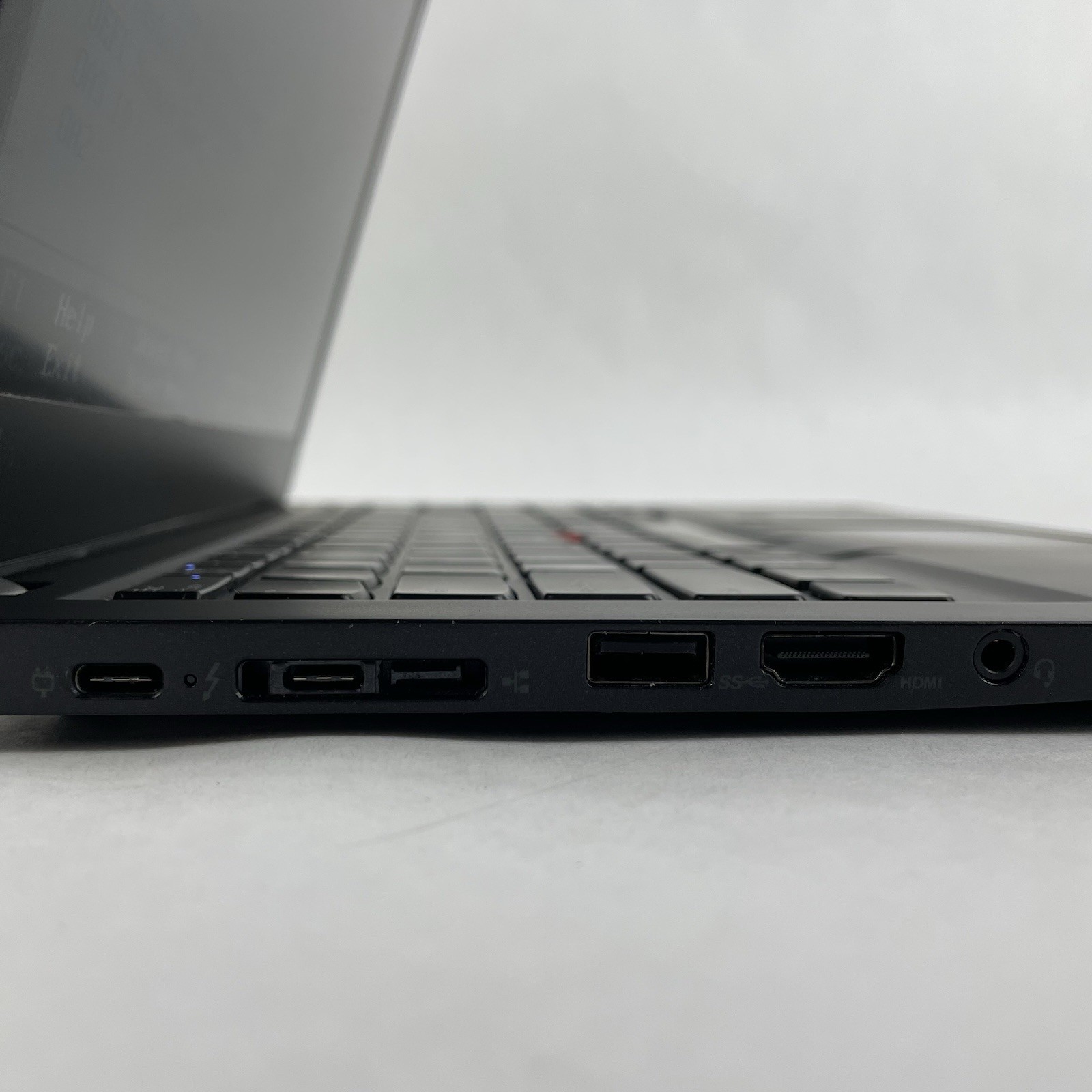 Lenovo ThinkPad T490s 14″ i5-8365U 1.60 GHz 8 GB RAM No SSD/OS/AC – Bad Corner