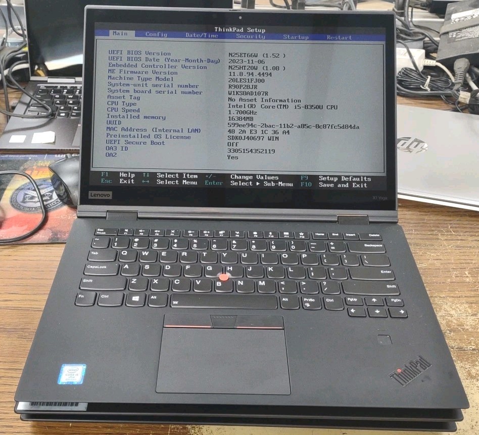 Lenovo ThinkPad x1 yoga 14″ W/ i5-8350U 1.7ghz, 16GB, 256GB, TOUCH, STYLUS.