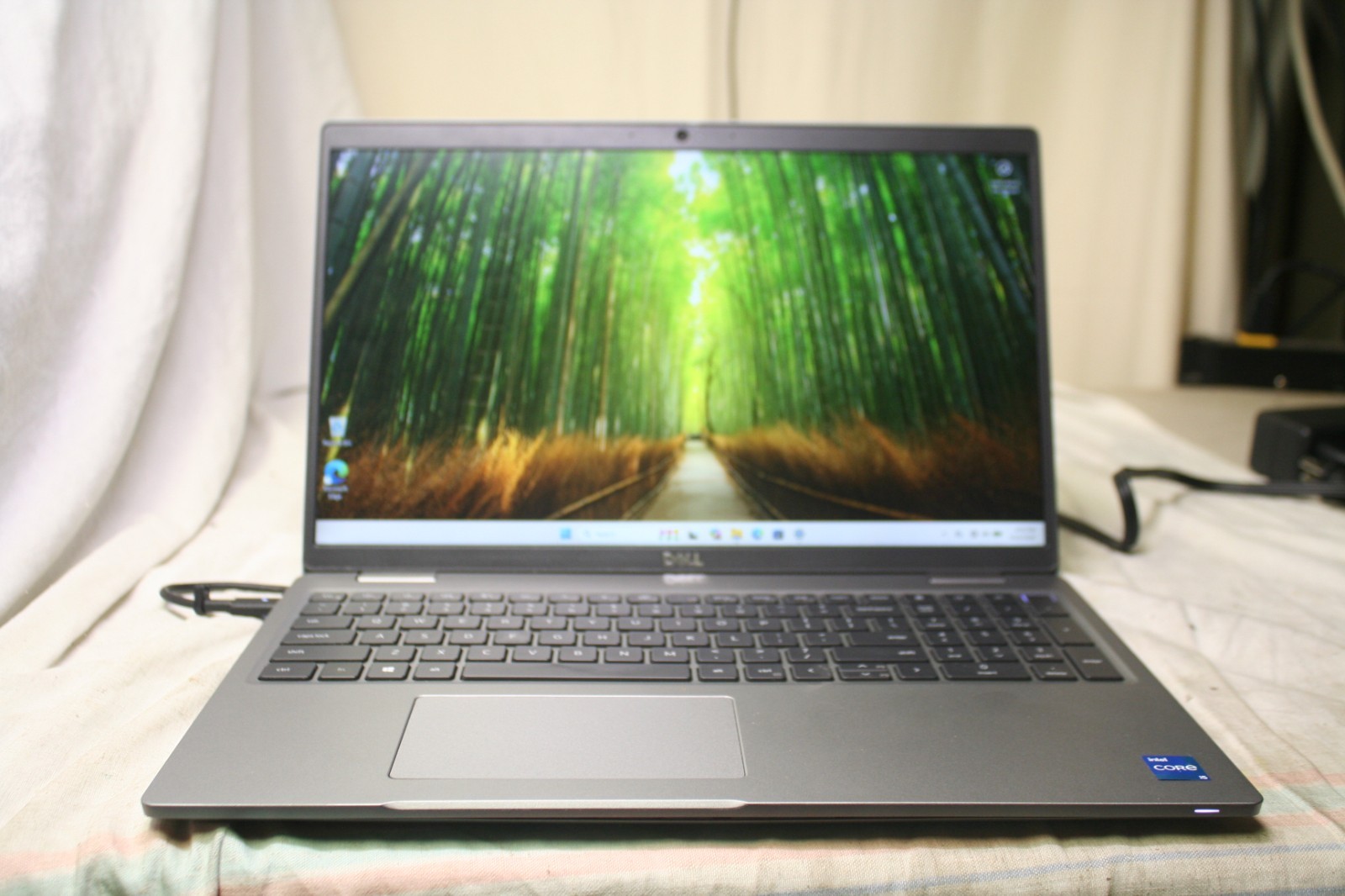 Dell Precision 3560, 15.6″, i5-1135G7 2.40GHz ,16GB RAM ,256GB SSD ,WIN 11 PRO