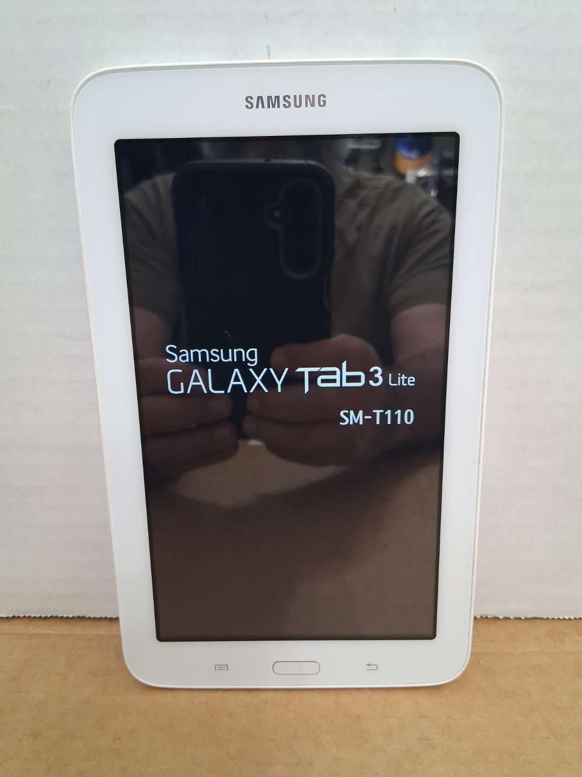 Samsung Galaxy Tab 3 Lite 7.0 (SM-T110) – For Parts Or Use Read Description