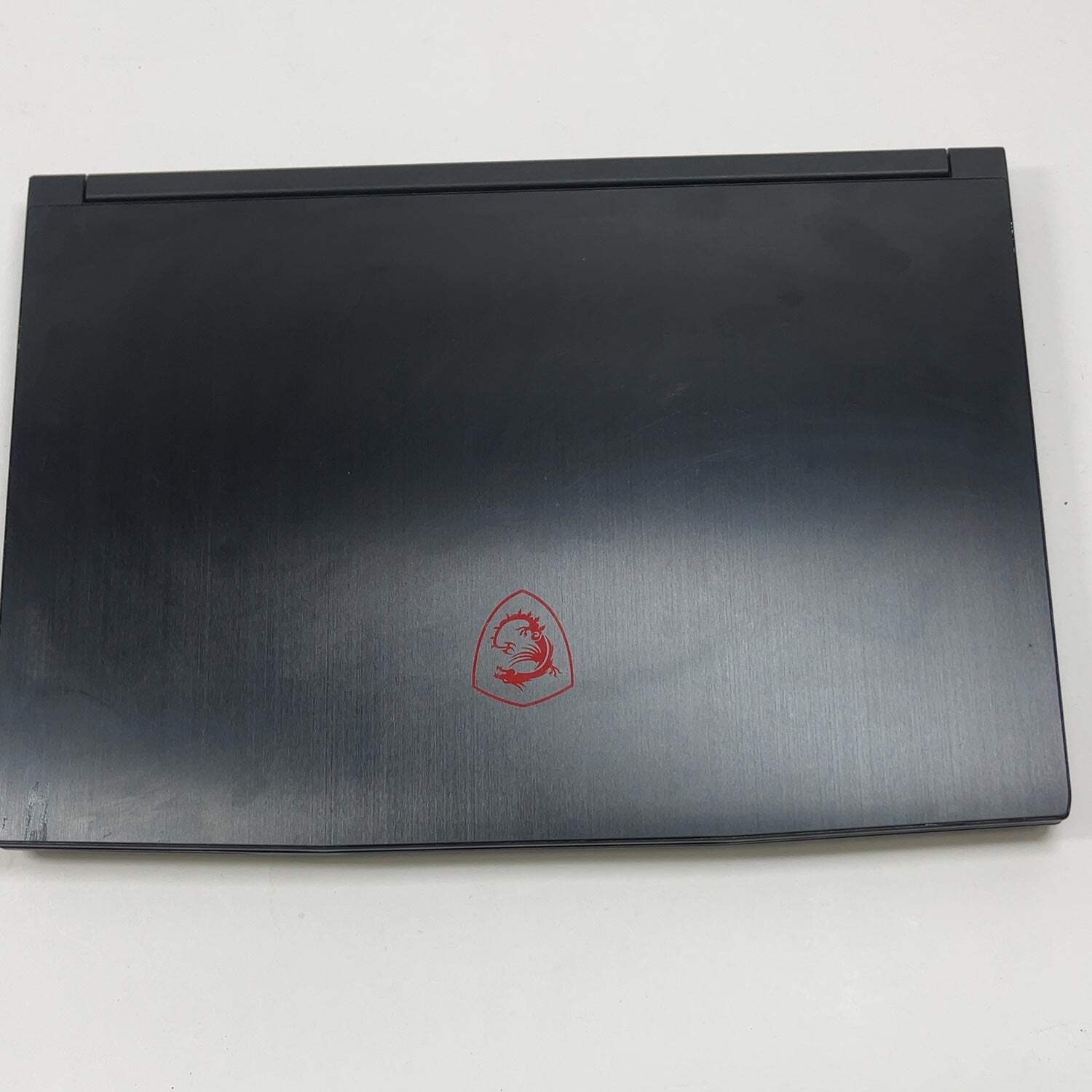 MSI Thin GF63 10SC ” i5-10500H 2.5GHz 16GB RAM 256GB SSD GeForce GTX 1650 Max-Q