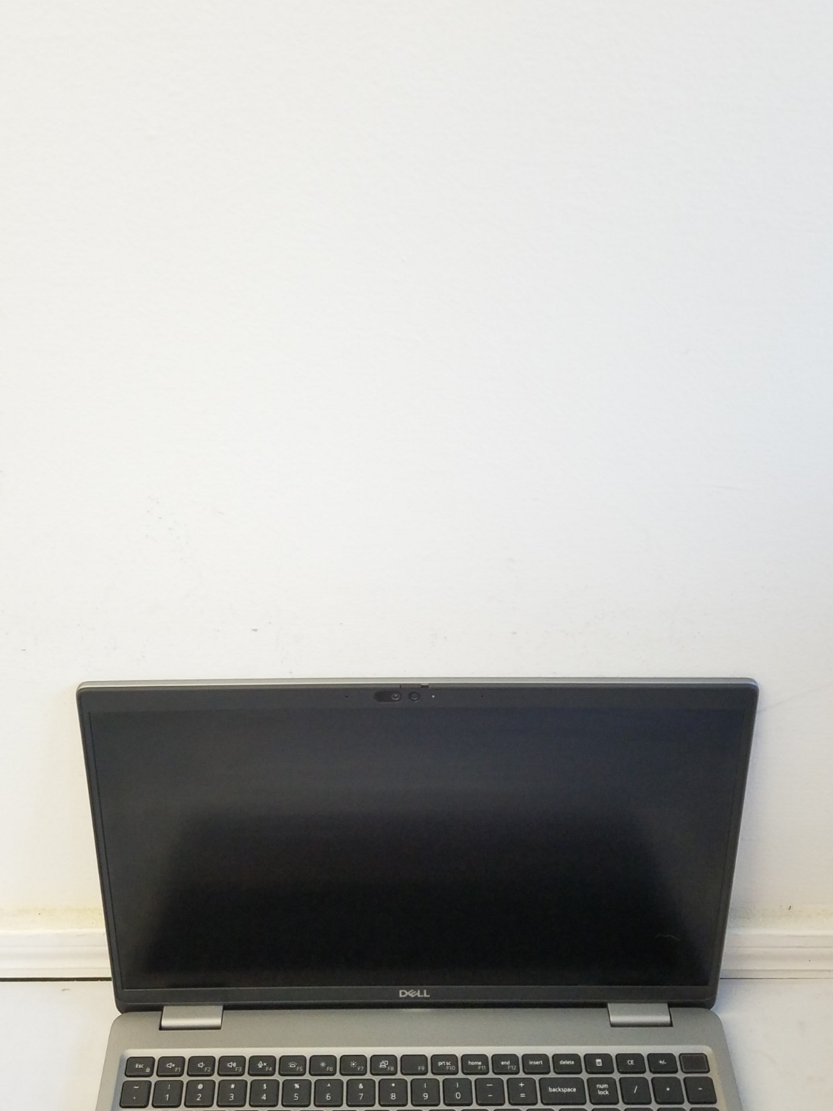 Dell Precision 3590 Laptop – Intel Ultra 5-135H 16GB RAM – 250GB SSD Windows 11