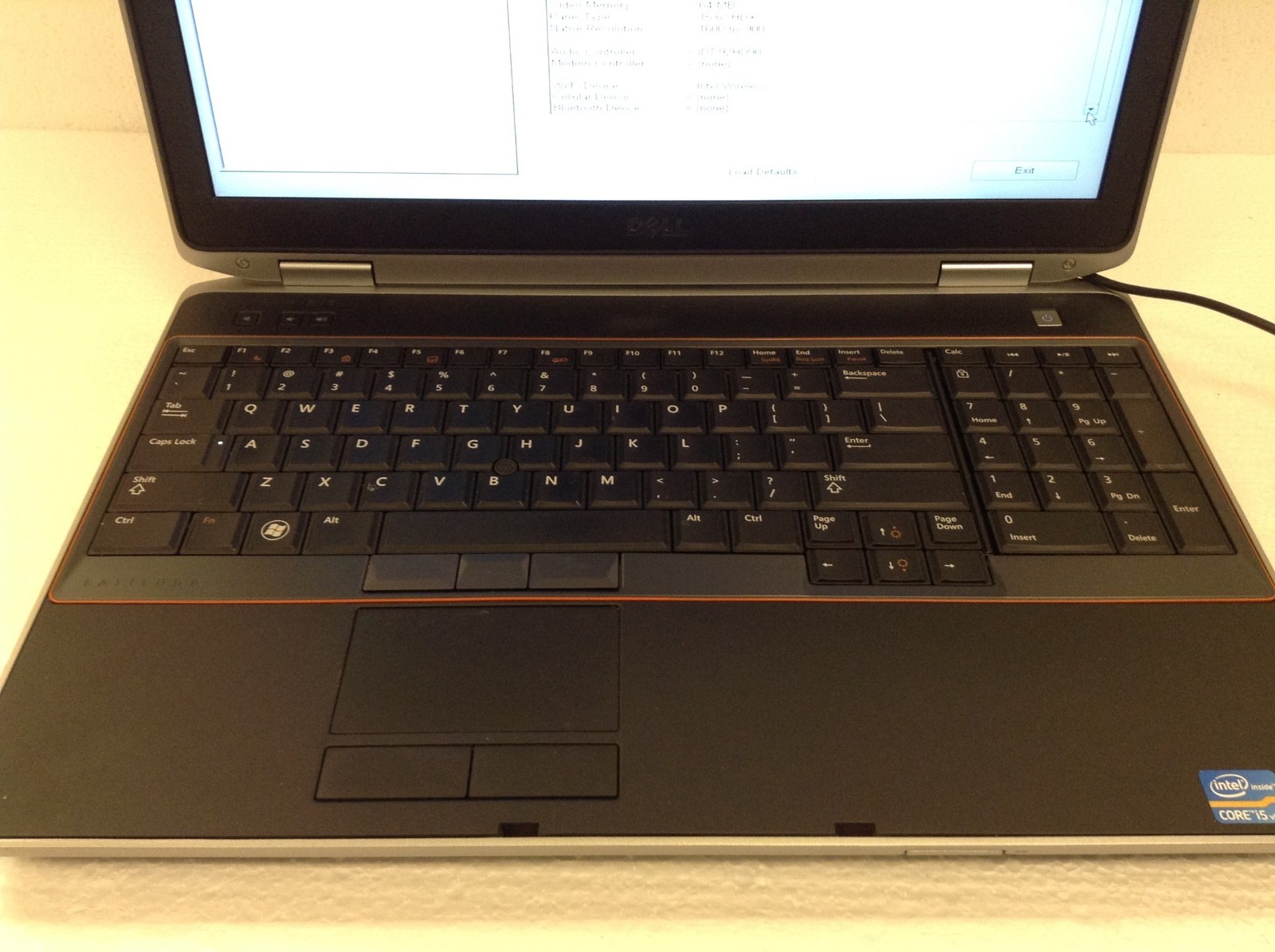 Dell Latitude E6520 i5 2.6GHz Laptop 4GB RAM DVD-RW Ac adapter No HD No Battery