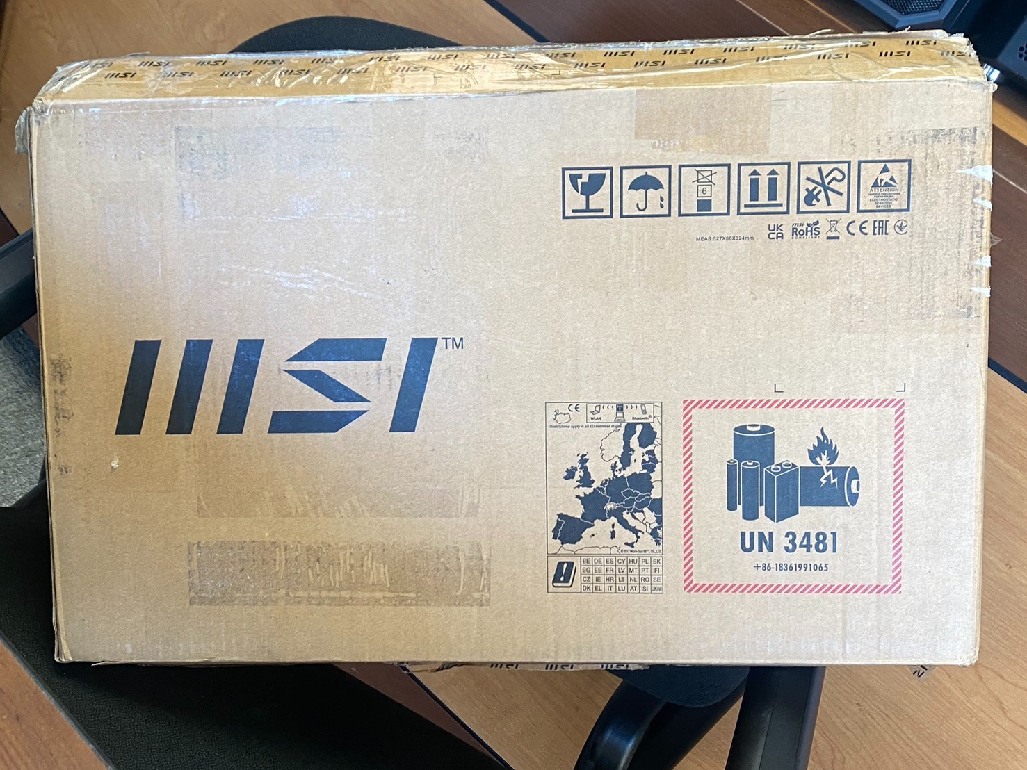 MSI Modern 15 AMD Ryzen 7 5700U (1.80GHz) 16GB RAM 512 GB SSD