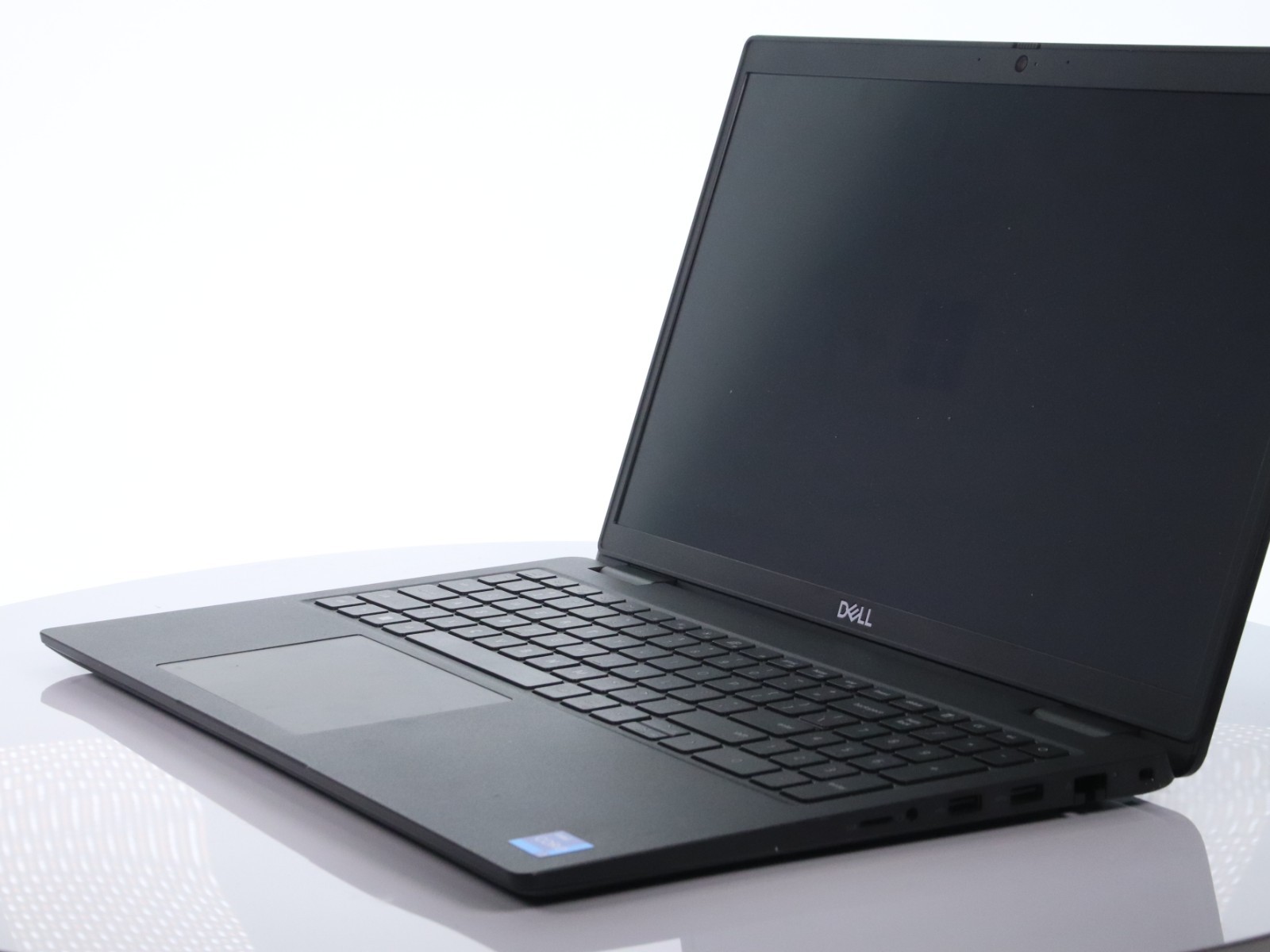 Dell Latitude 3520 Core i7-1165G7 8GB RAM 256GB SSD Win11Pro