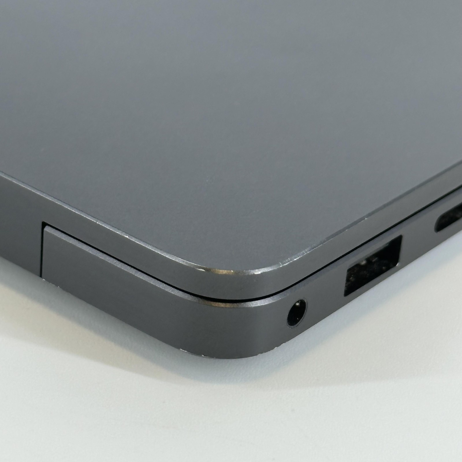 Microsoft Surface Laptop 7 15 Black QHD+ TOUCH X Elite 3.40GHz 16GB 1TB SSD Good