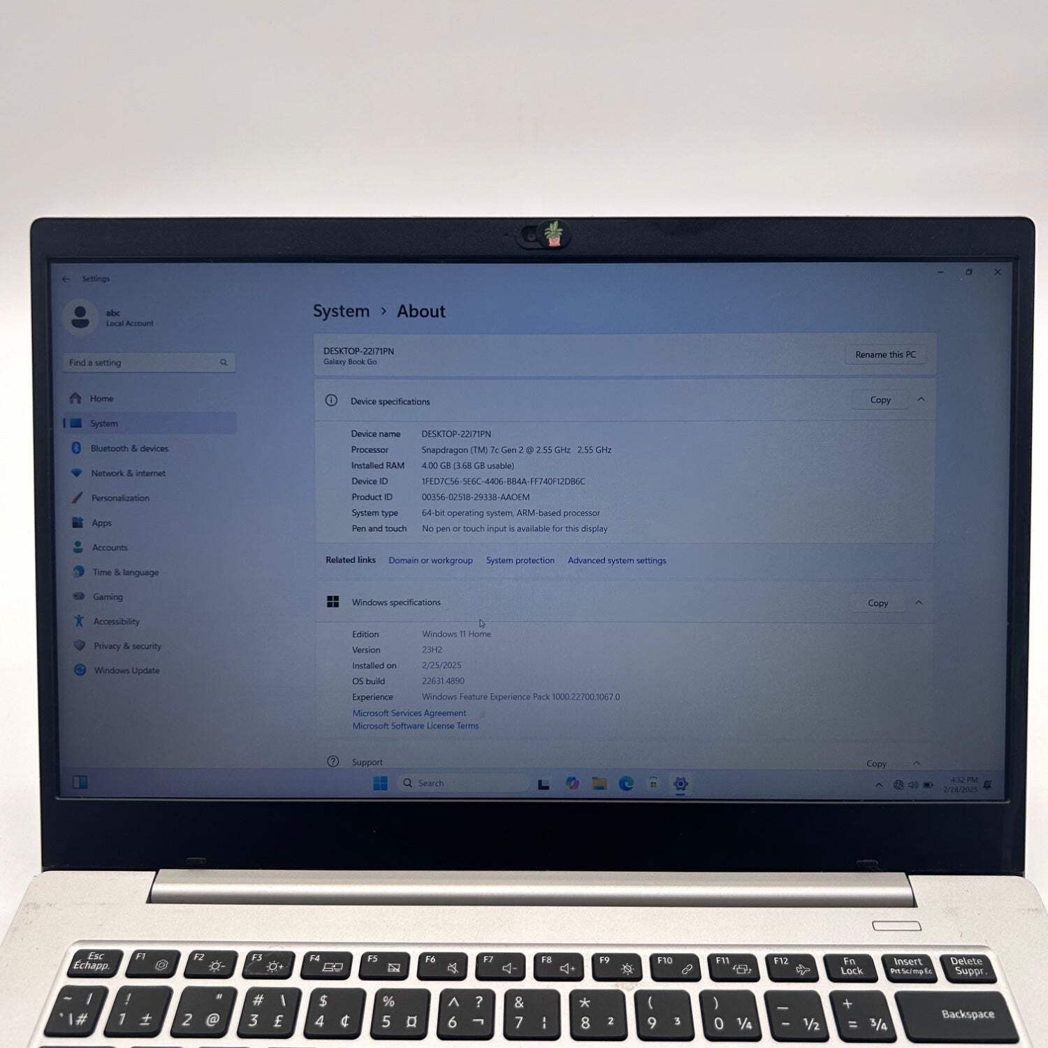 Samsung Galaxy Book Go NP340XLA 14″ Snapdragon 7c 2.5GHz 4GB RAM 128GB SSD