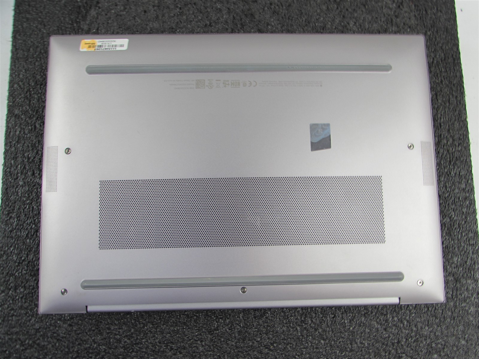 HP ZBOOK FIREFLY 14 (G9) 1920X1080 FHD CORE I5-1250P 256GB SSD 16GB RAM NO O.S