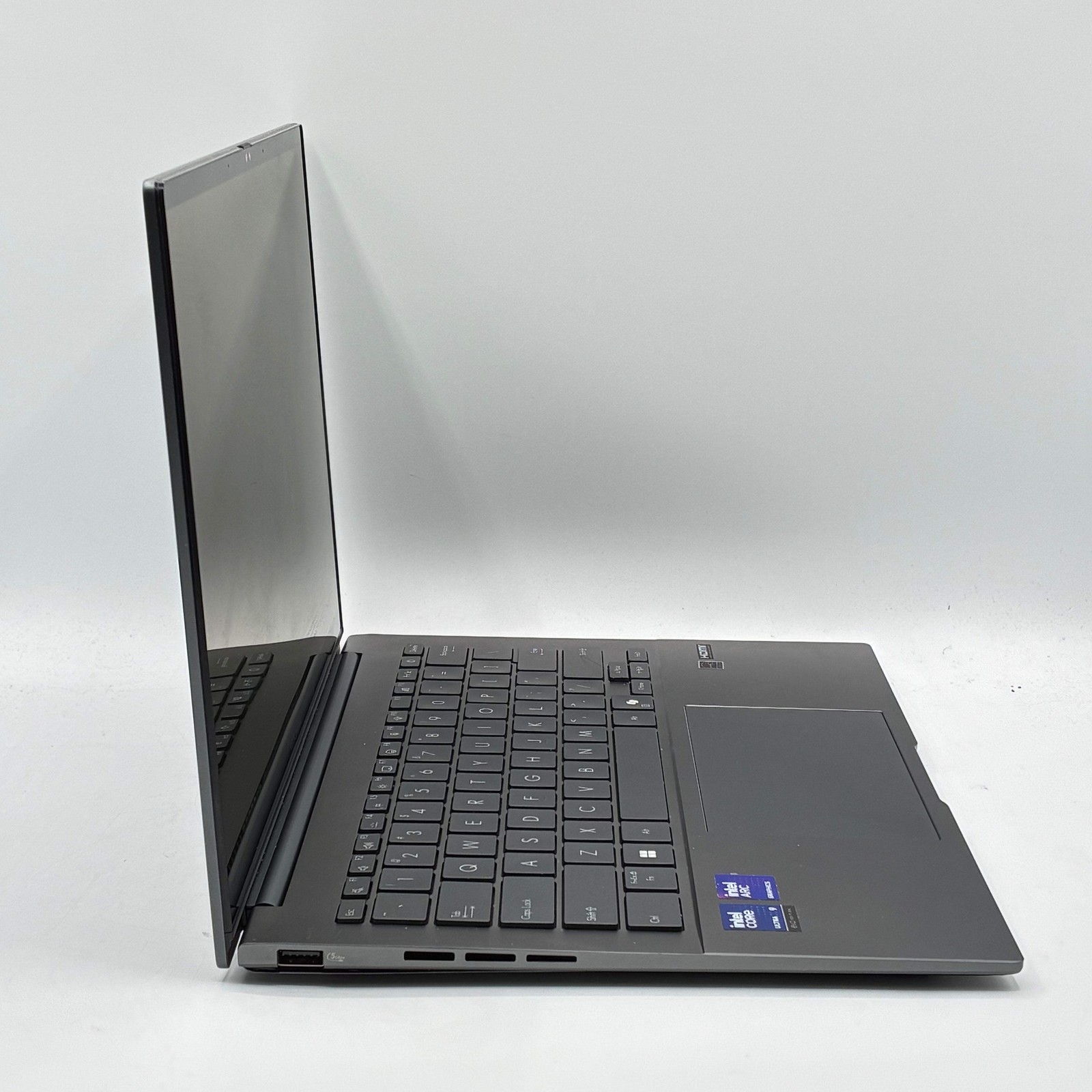 Asus Zenbook UX3405C 14in Ultra 9 32GB 1TB Silver READ