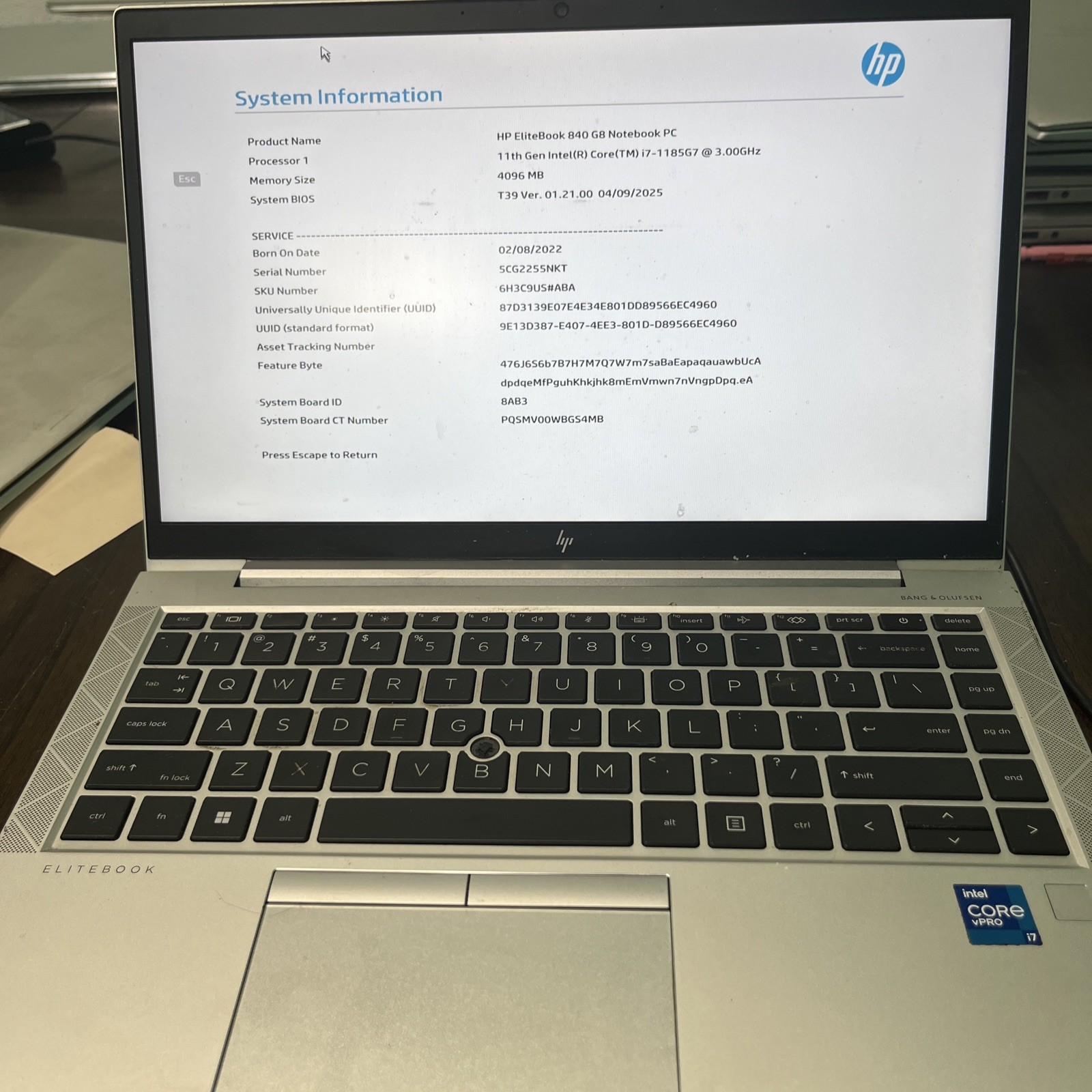 HP EliteBook 840 G8 Laptop Intel Core i7 1165G7 2.8GHZ 14″ NO RAM NO SSD