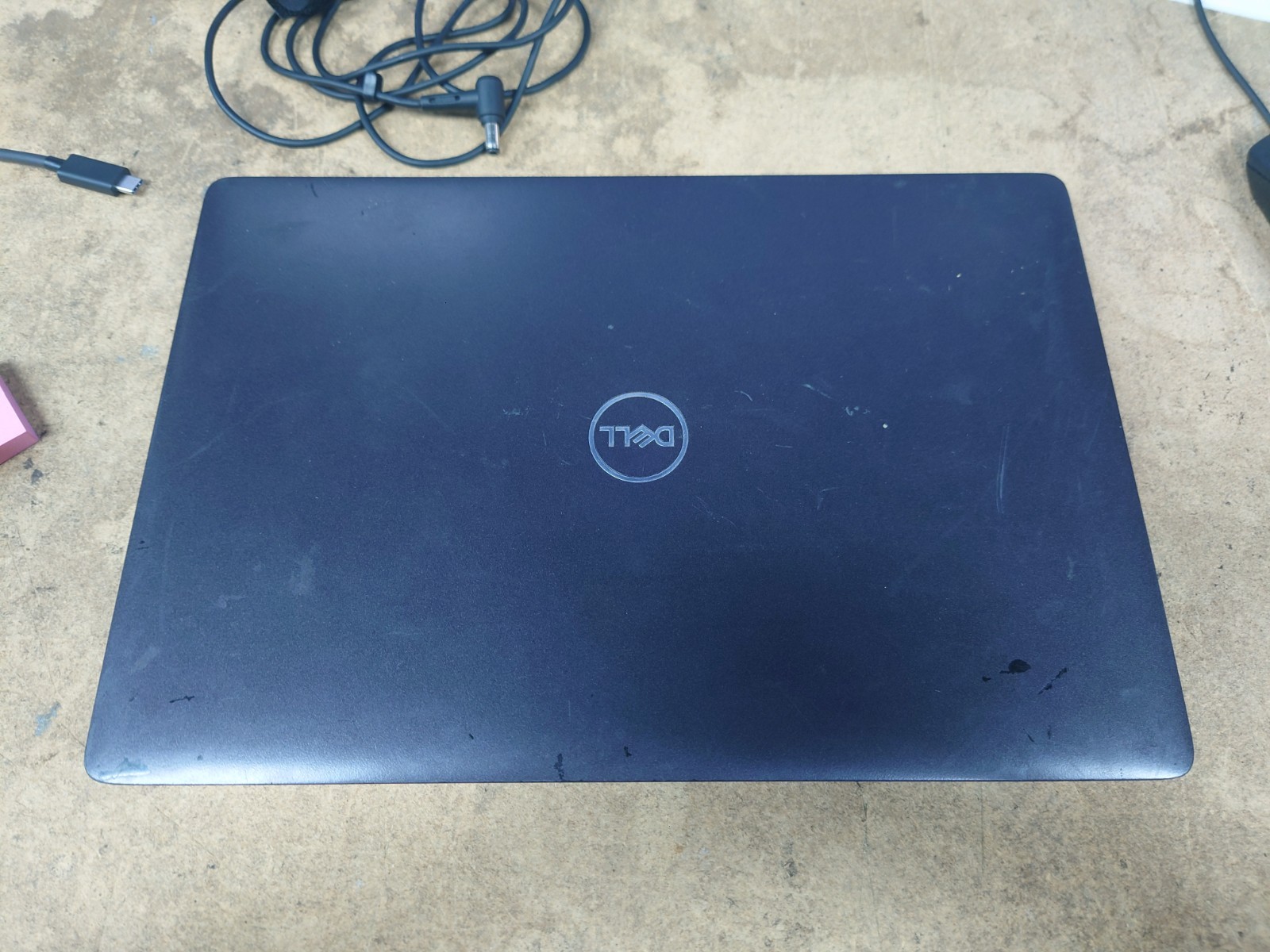 Dell Latitude 5300 13.3″ FHD i5-8365U 8GB RAM 256GB SSD No OS