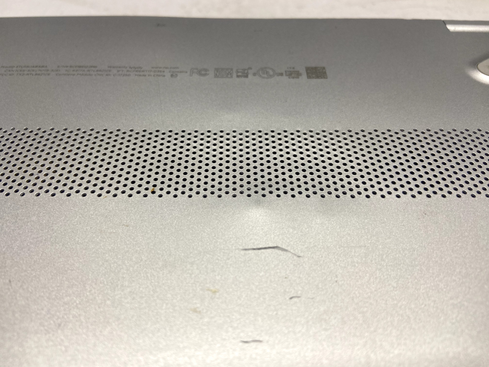 HP 15-CS0073CL Intel Core i7-8th Gen NO RAM NO HDD NO BAT – FOR PARTS/READ