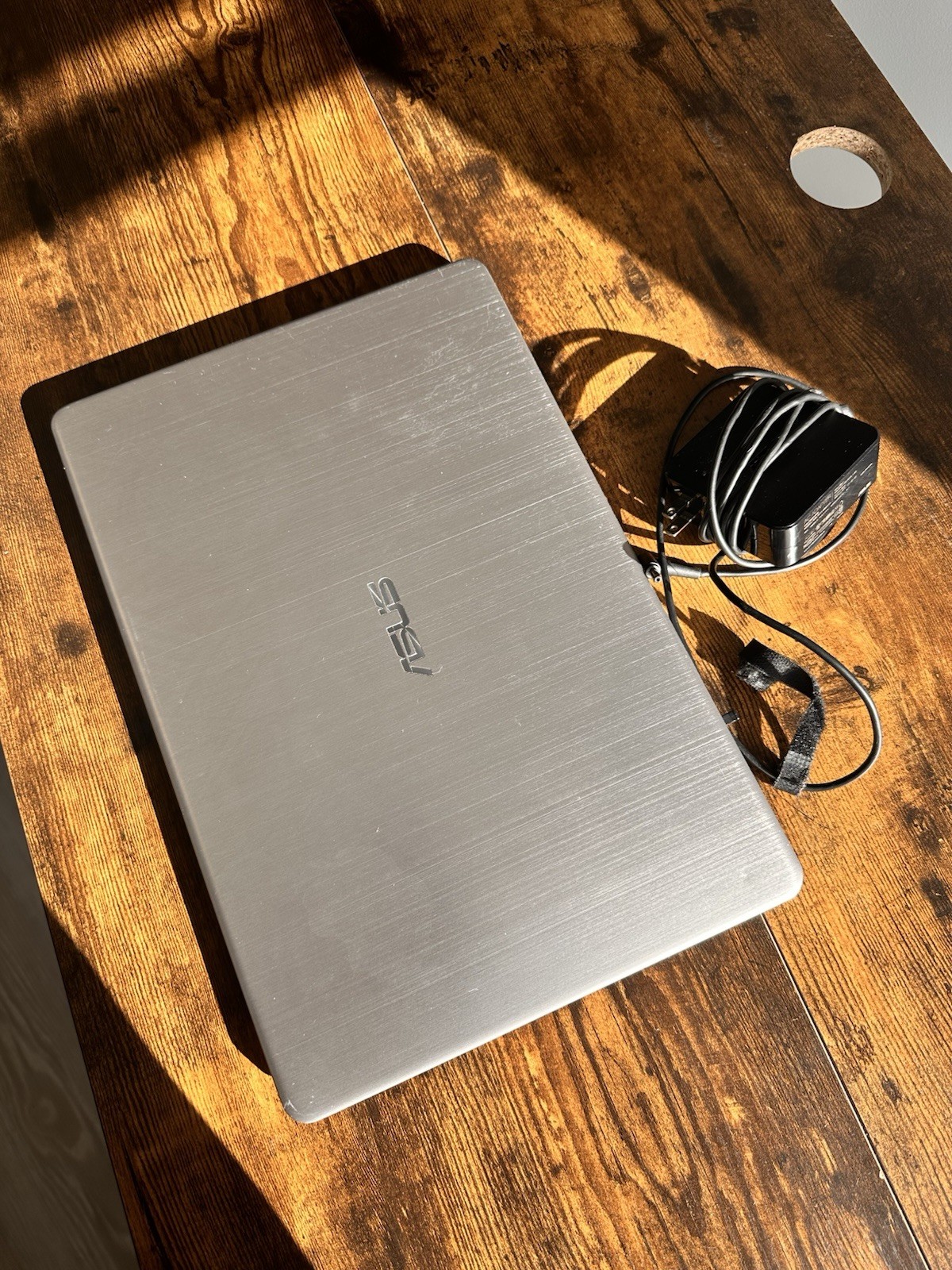 ASUS VivoBook S Laptop – Intel i7, NVIDIA Graphics – Excellent Condition