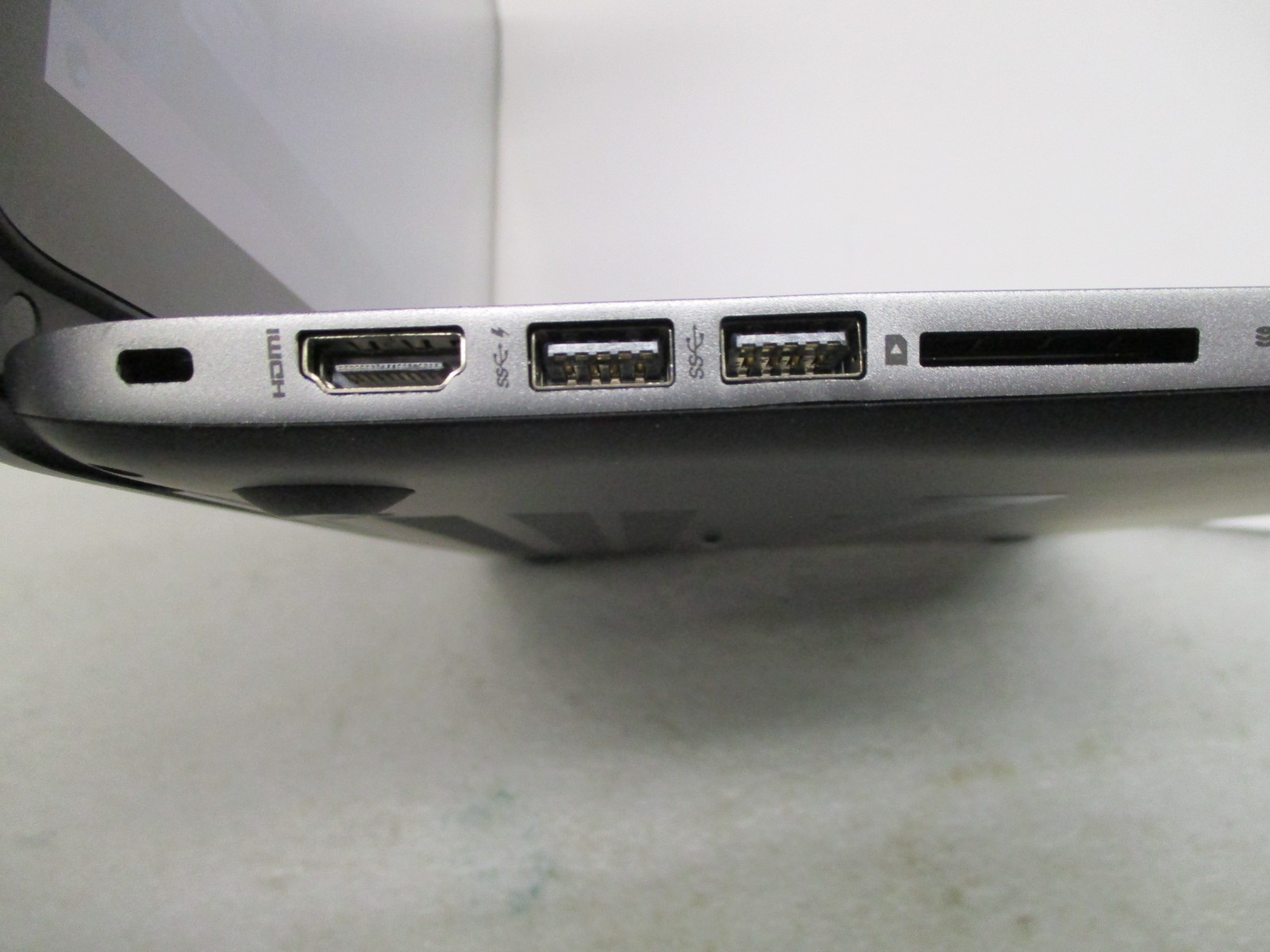 HP Envy TS m6 Sleekbook i5-4200U 1.60GHz 8GB RAM WINDOWS 11 RARE UNIT!!!