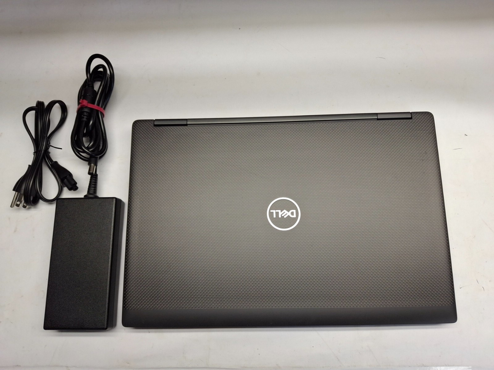 Dell Precision 7540 15.6″ Laptop Core i7-9750H 16GB RAM 512GB SSD Webcam Wifi