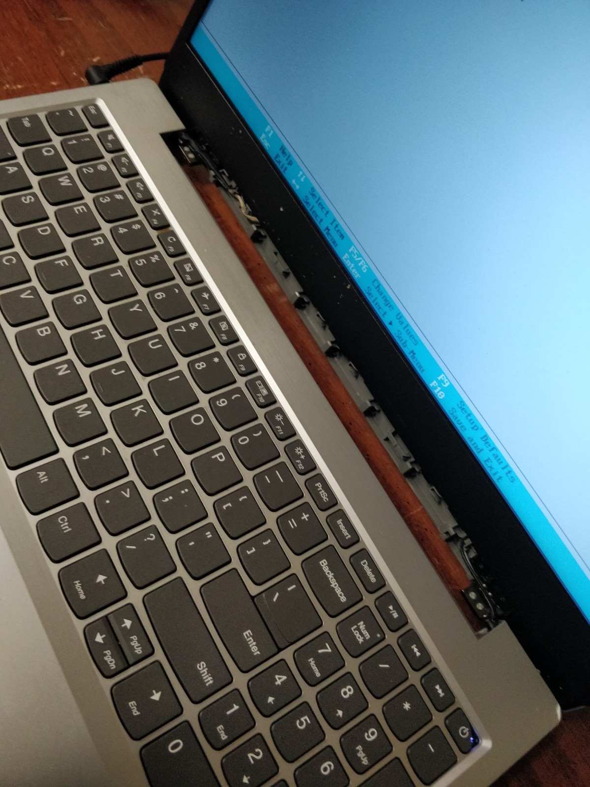 Lenovo IdeaPad L340-15API AMD RYZEN 3 3200U@2.60GHz 8GB RAM NO DRIVE PARTS 8233