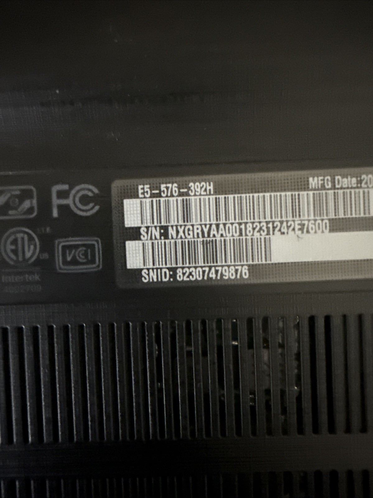 Acer Aspire E15 (E5-567-392H) 15.6” Intel UHD Core i3 8th Gen | 6GB RAM