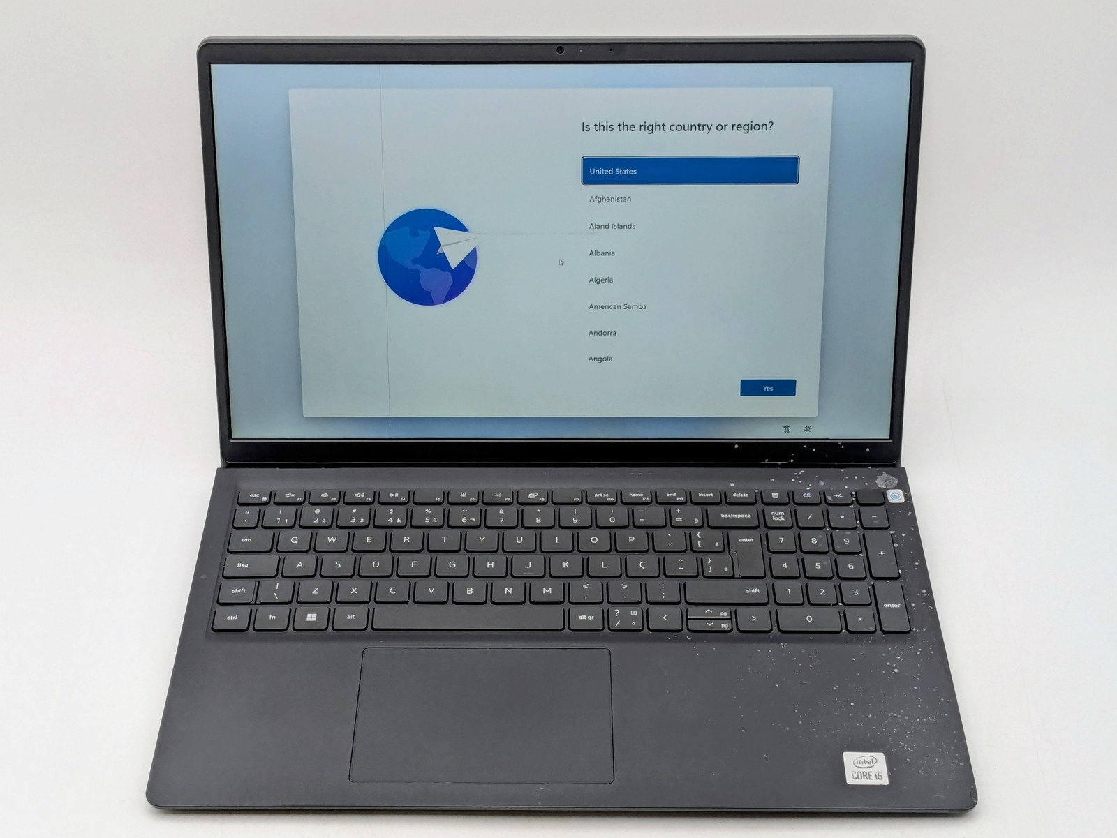 Dell Vostro 15 3510 15″ FHD I5-1035G1 256GB SSD 8GB W11P Webcam FP Reader