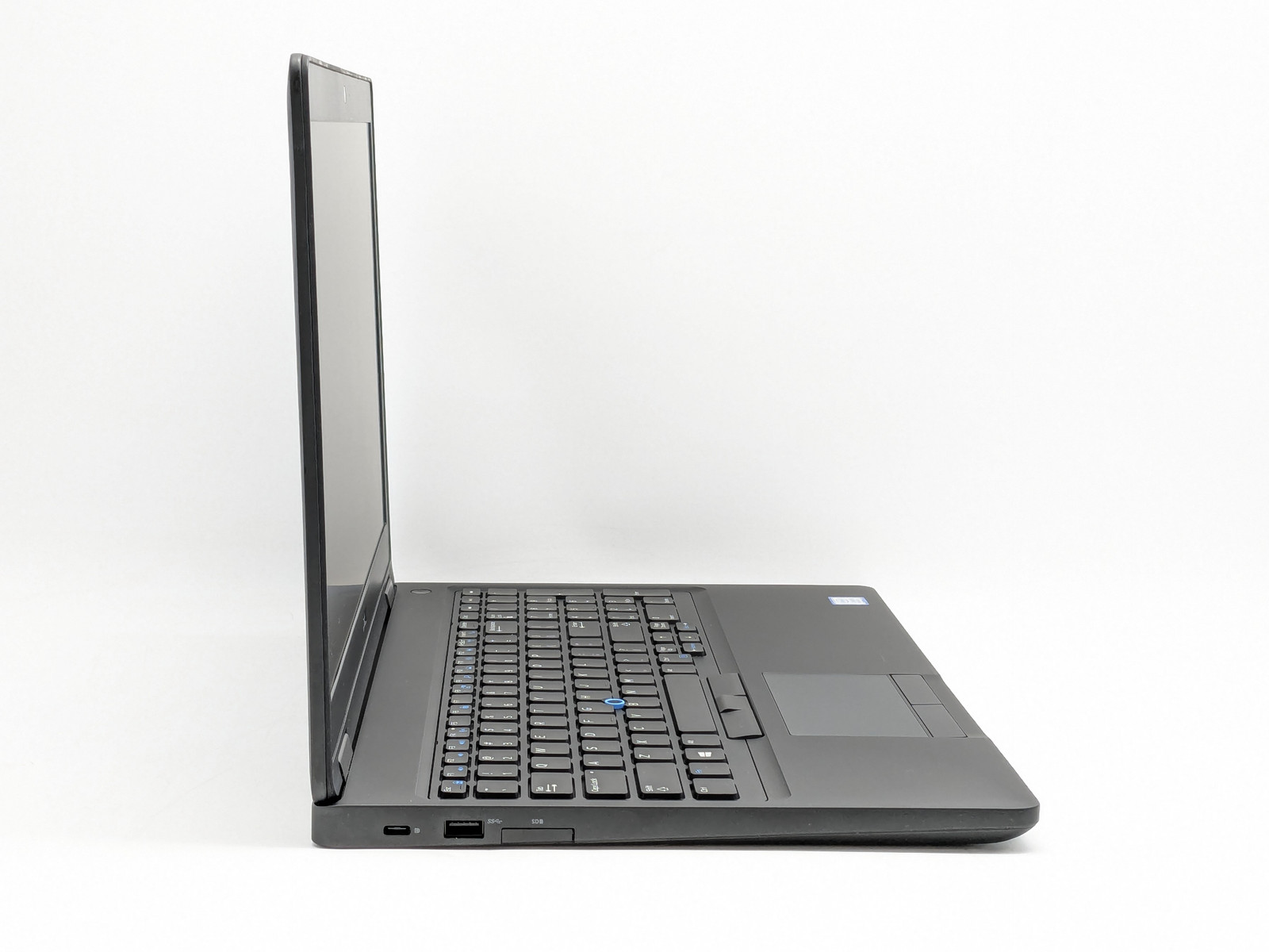 Dell Latitude 5590 15.6″ i5-8350U 16GB DDR4 256GB SSD Windows 11 Home