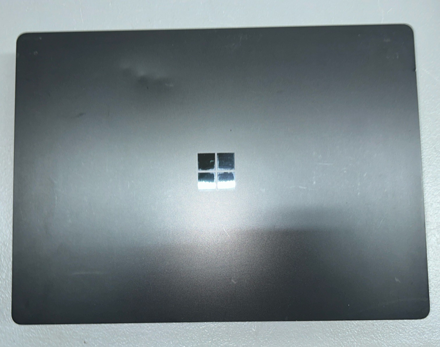 Microsoft Surface Laptop 3 13.5″ i5-1035G7 8GB | Great for Linux |