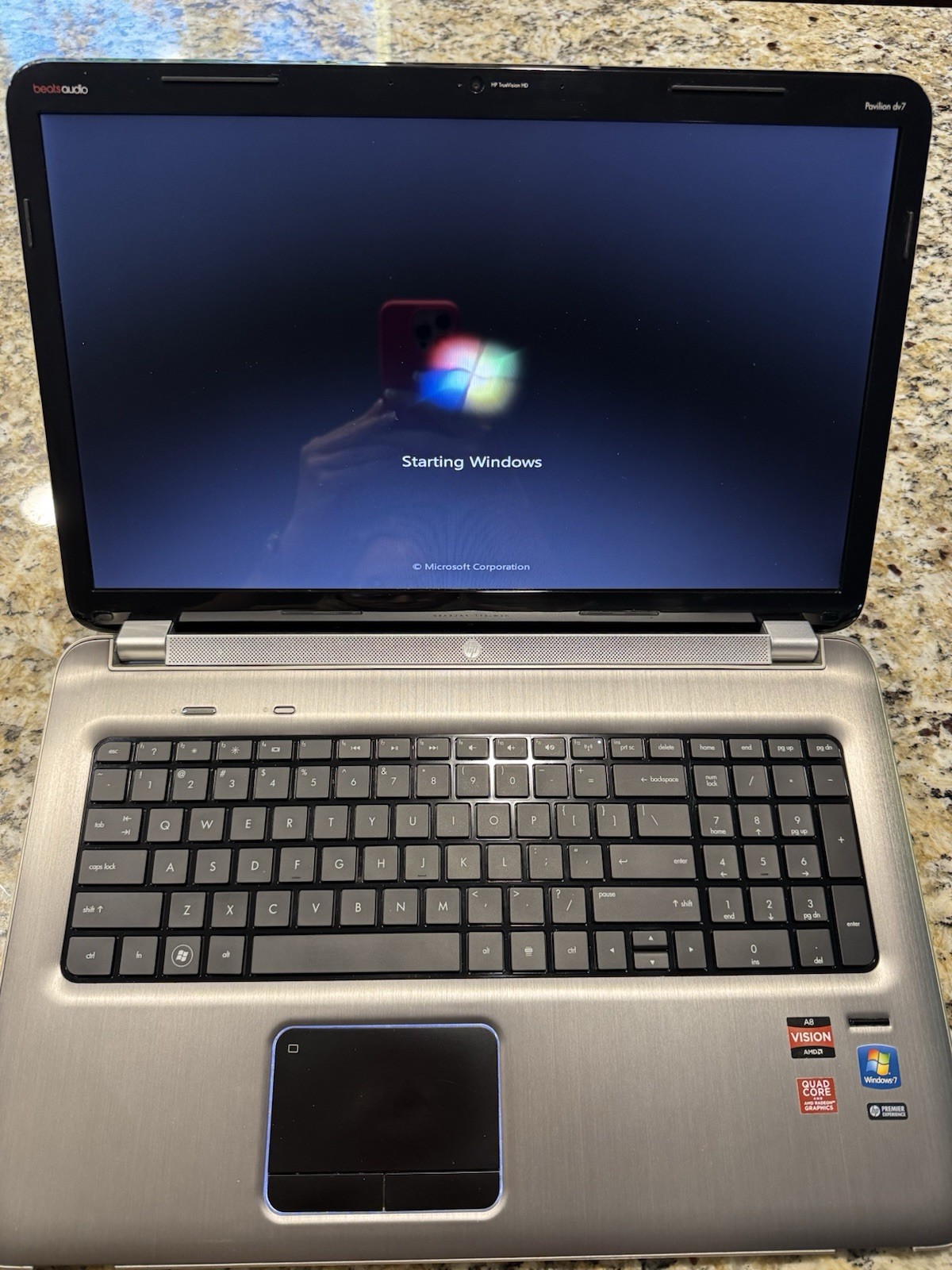 HP DV7- 6c23ci 17.3″ Notebook 6GB RAM AMD A8-3520M with Radeon HD 1.60GHz
