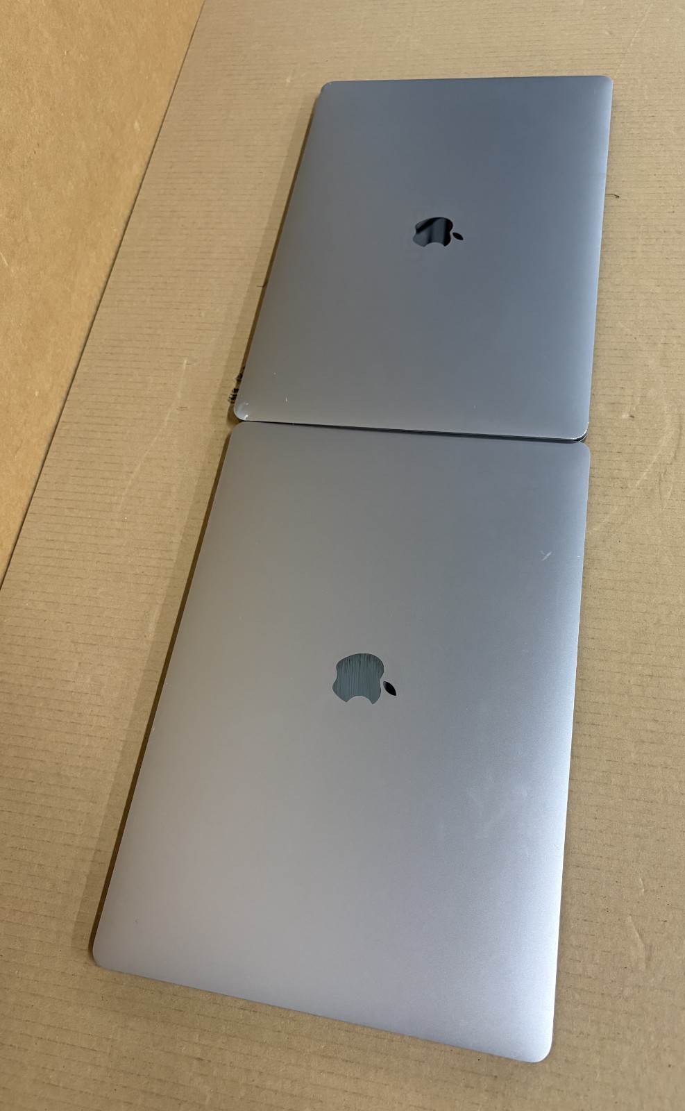 Lot of 2 Apple MacBook Pro A2141 i9-9880/ i7-9750H | 32GB/16GB | 1TB/500GB H