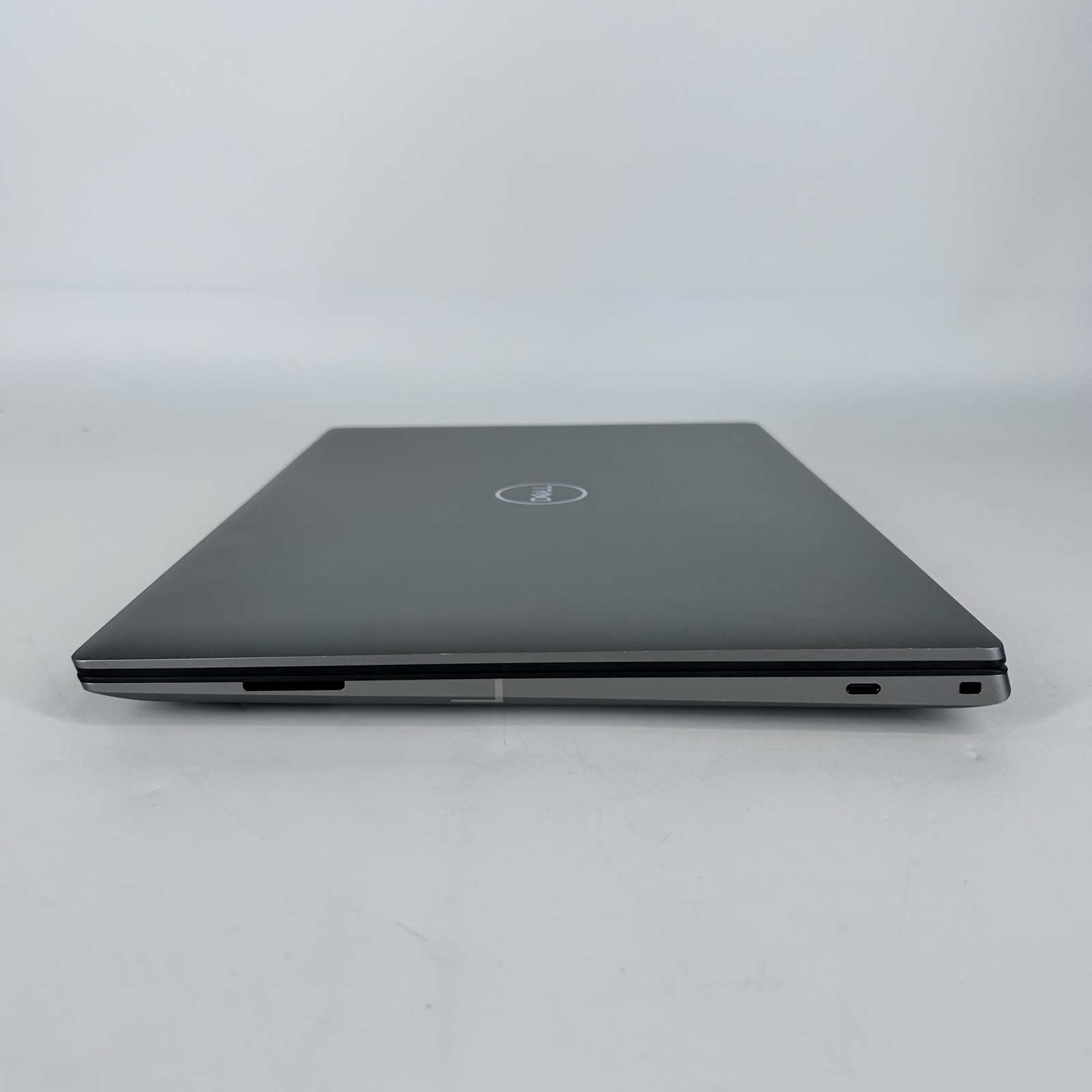 Dell Precision 5680 16 Gray FHD+ 2.5 GHz i7-13800H 32GB 1TB SSD Very Good